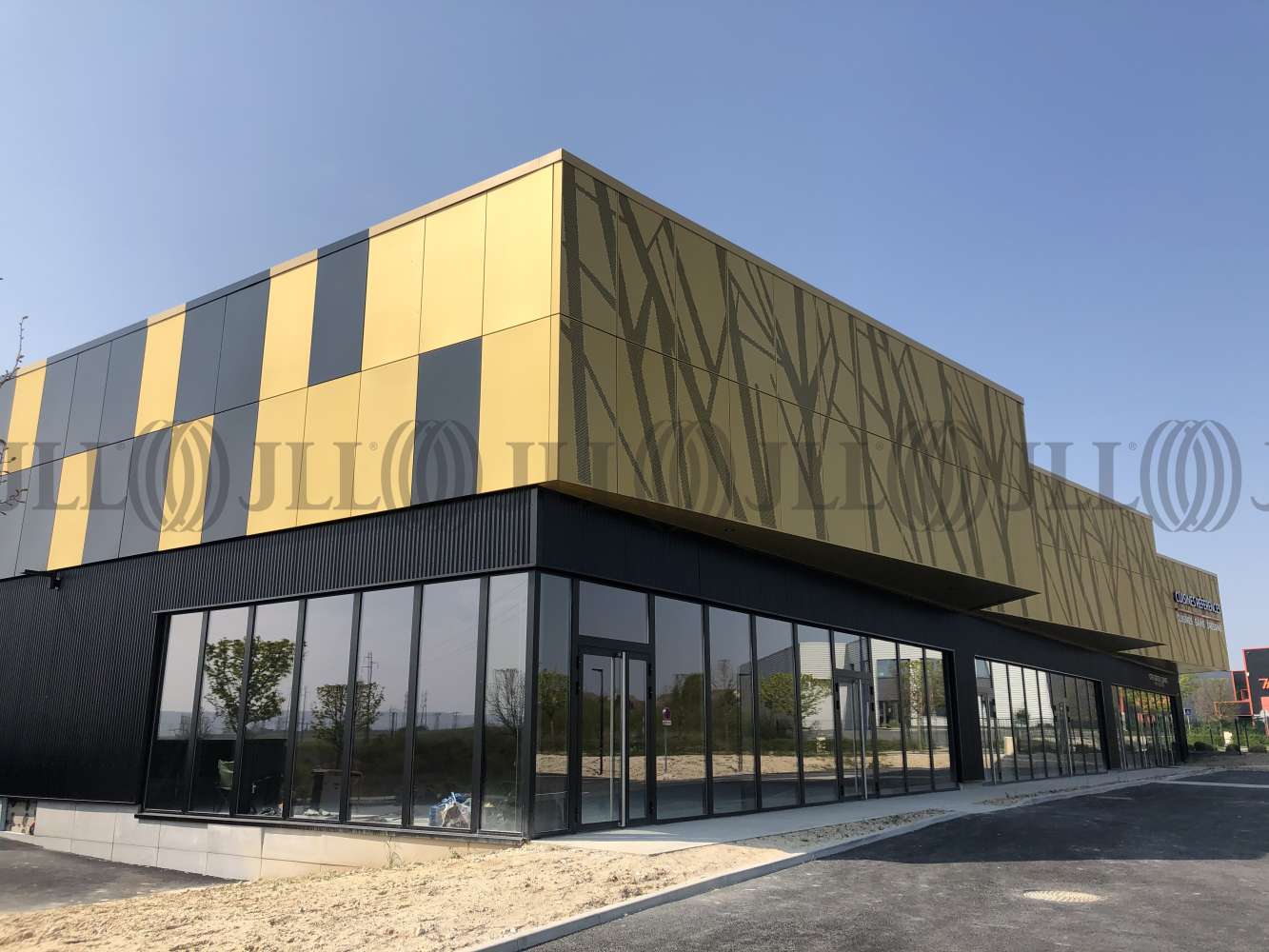 Commerces Ormes, 51370 - CARRÉ D'OR