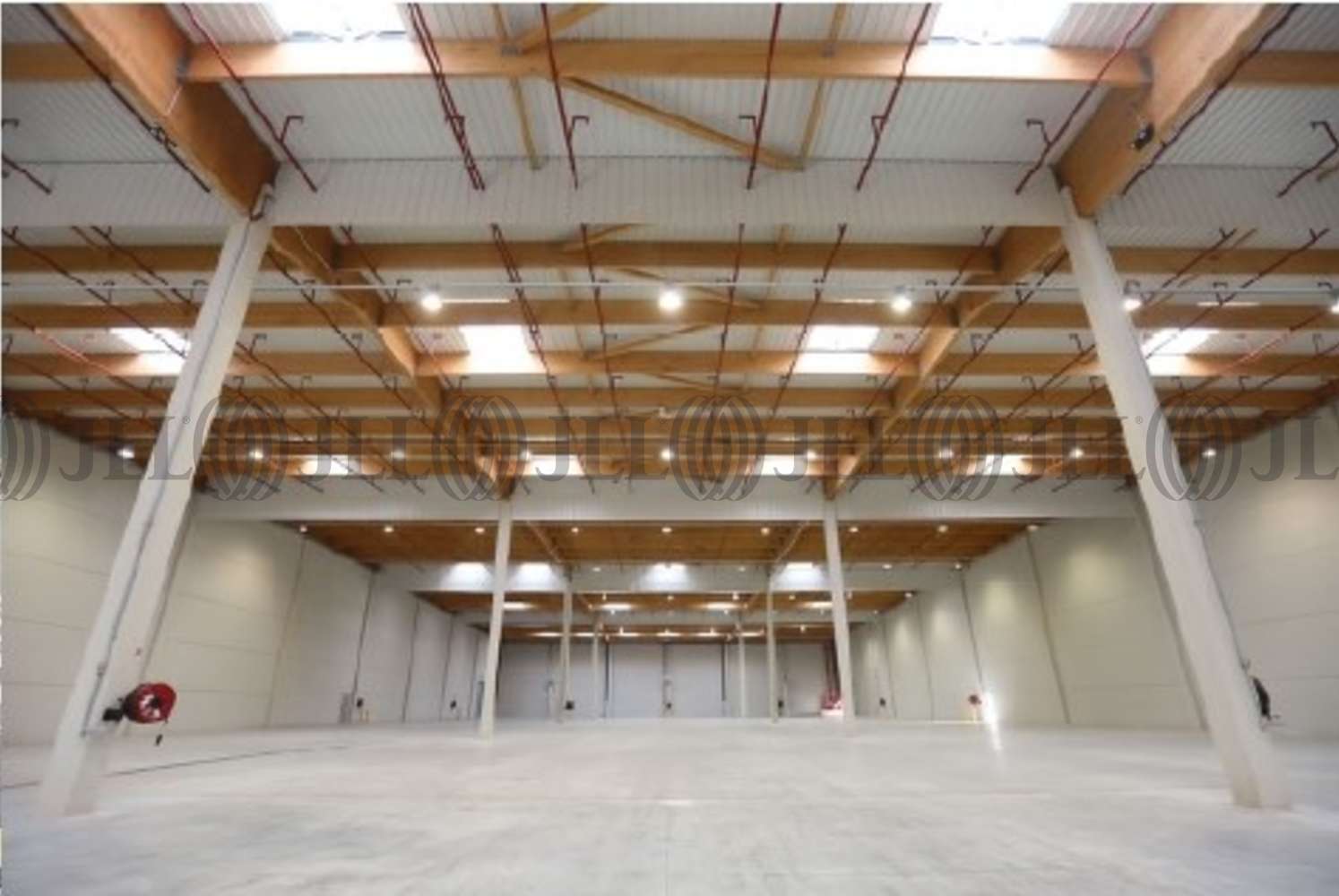 Plateformes logistiques Les arcs, 83460 - Location entrepot France Sud  - Var (83)