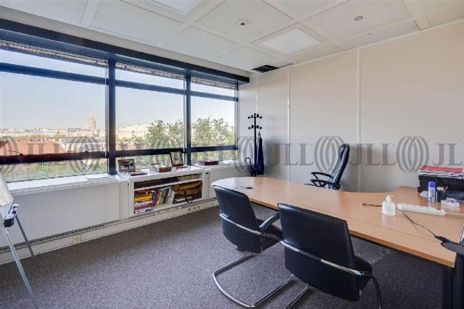 Bureaux A Louer 75015 Ile De France Paris 70412 Jll France