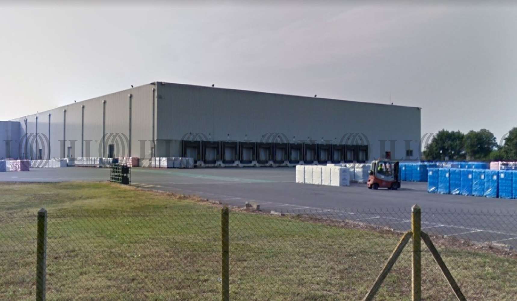 Plateformes logistiques Montmorillon, 86500 -  RUE LA JACQUERIE
