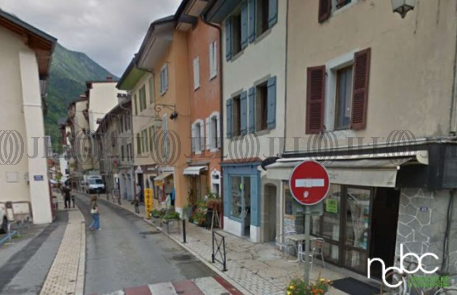 Commerces Thones, 74230 - "LOCAL COMMERCIAL"