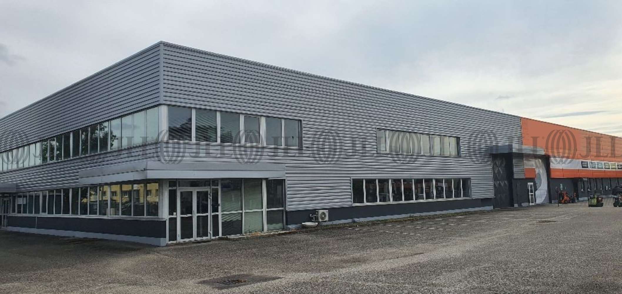 Activités/entrepôt Chassieu, 69680 - LOCATION BATIMENT LYON EST - CHASSIEU