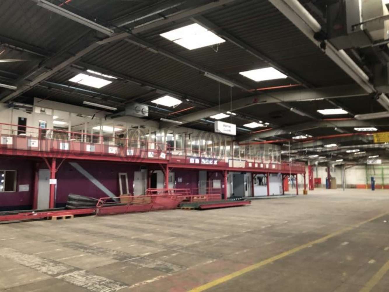 Plateformes logistiques Allonne, 60000 -  AVENUE SAINT MATHURIN