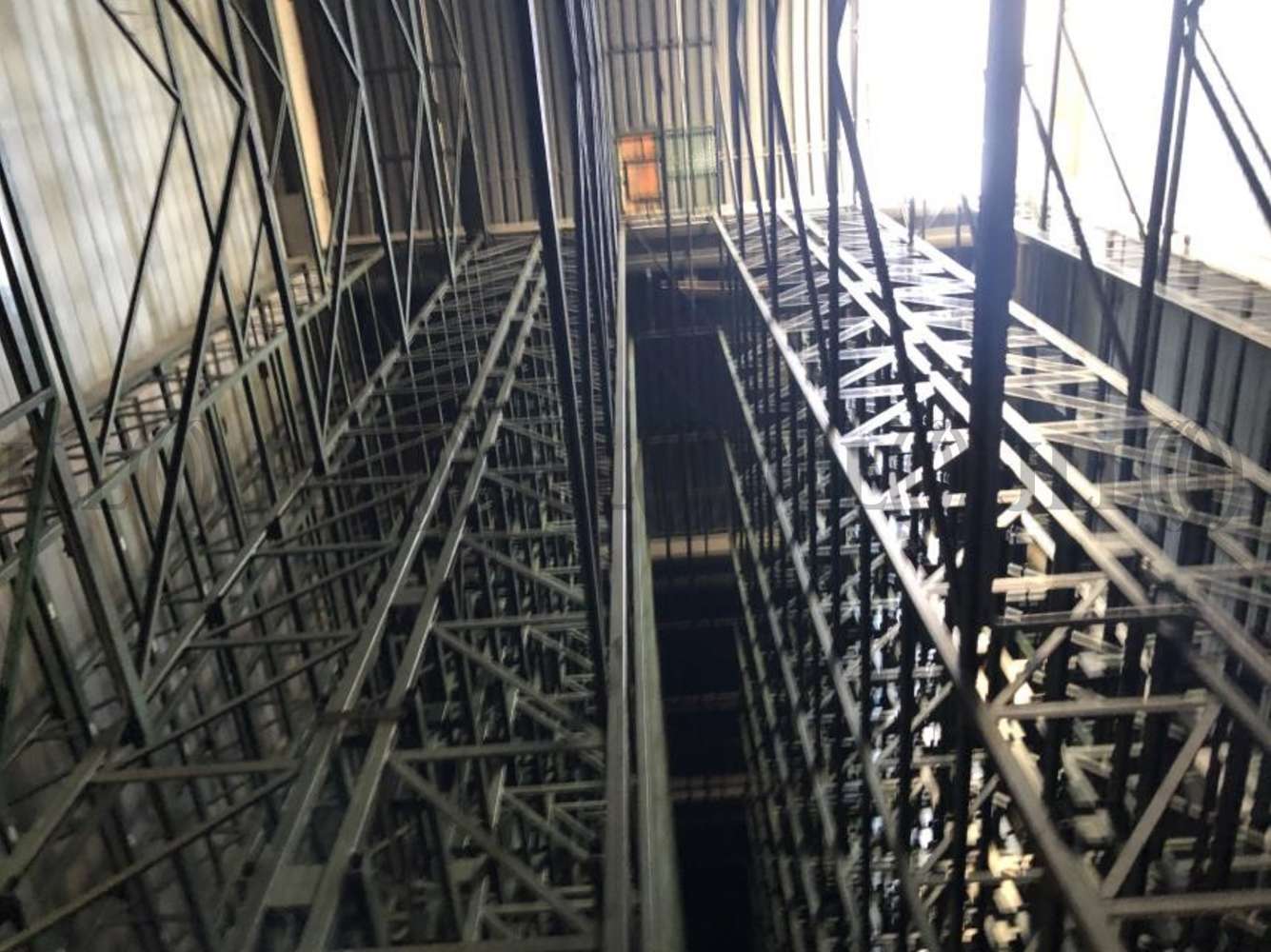 Plateformes logistiques Allonne, 60000 -  AVENUE SAINT MATHURIN