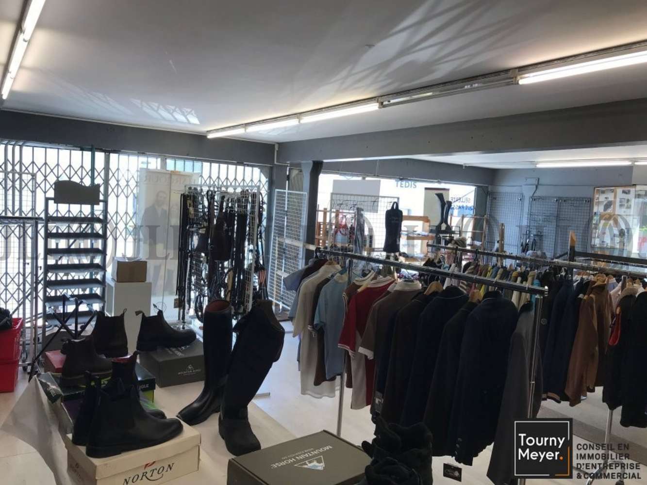 Commerces Hennebont, 56700