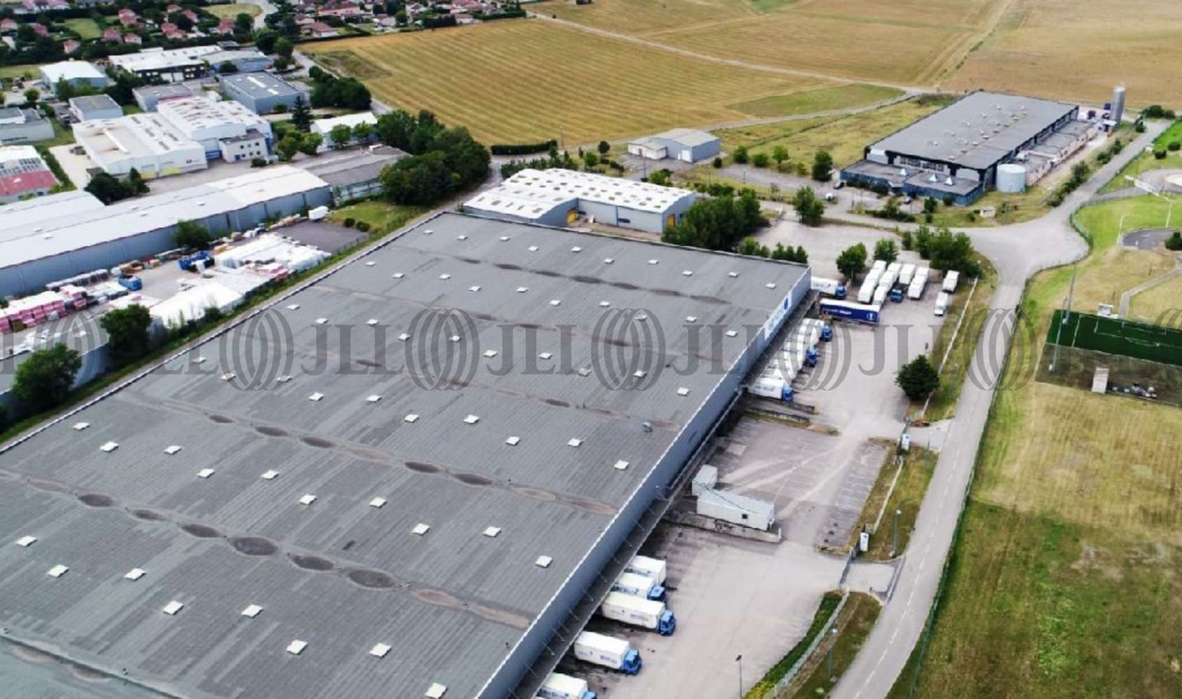 Plateformes logistiques Bressolles, 01360 - BRESSOLLES - BORDURE A42