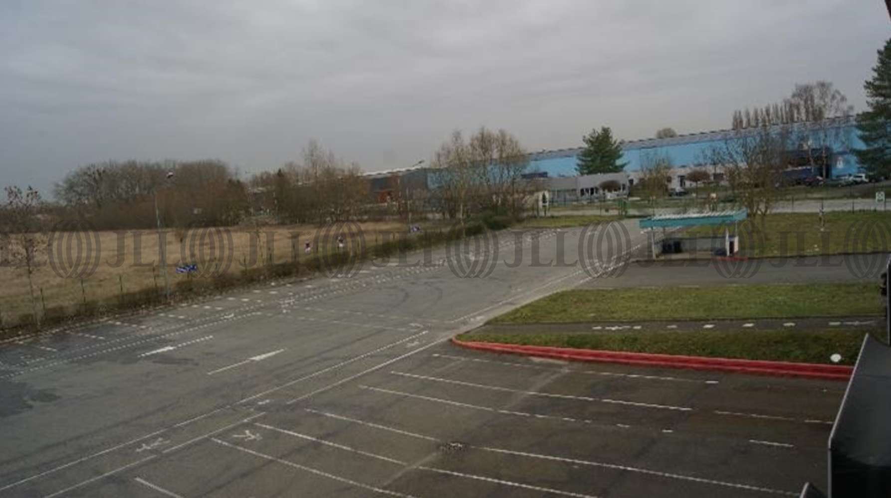 Plateformes logistiques Bruyeres sur oise, 95820 - SERVIN