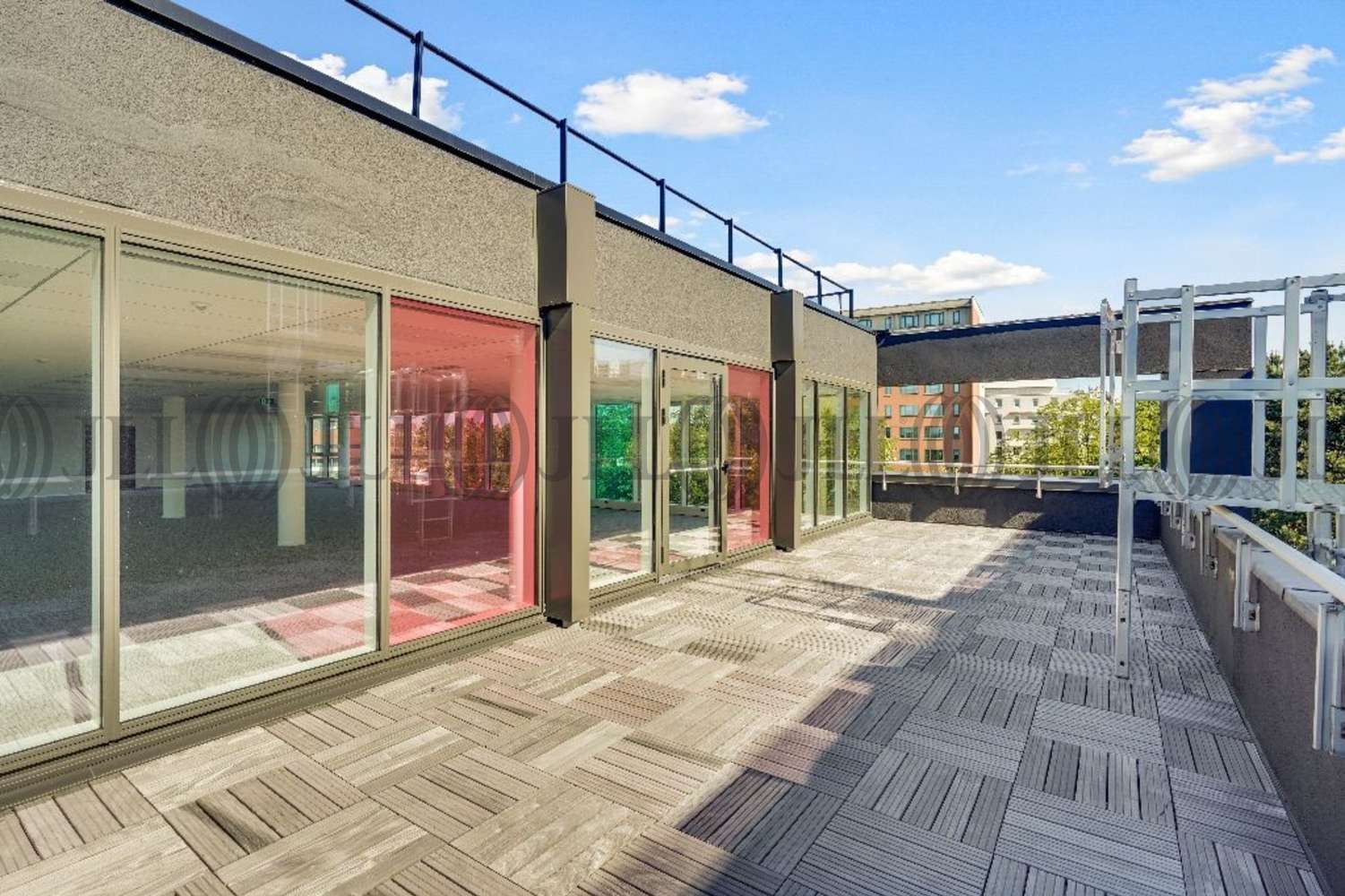 bureaux a louer novalizy batiment b 78140 ile de france velizy villacoublay 58783 jll france