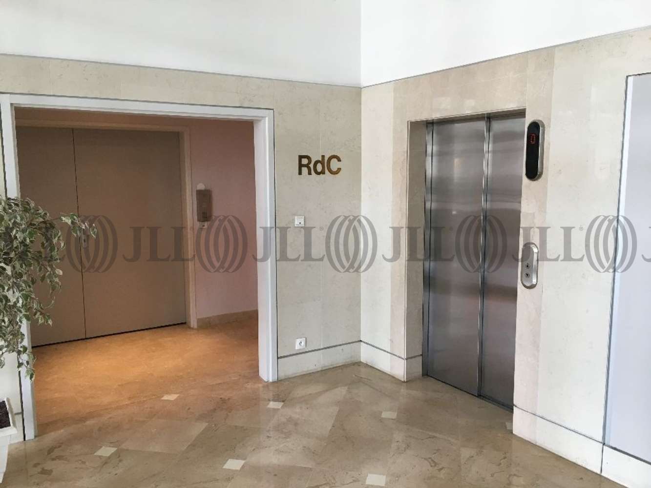Bureaux A Louer A Vendre Le Neptune 78150 Ile De France Bureaux A Louer A Vendre Le Neptune 78150 Ile De France