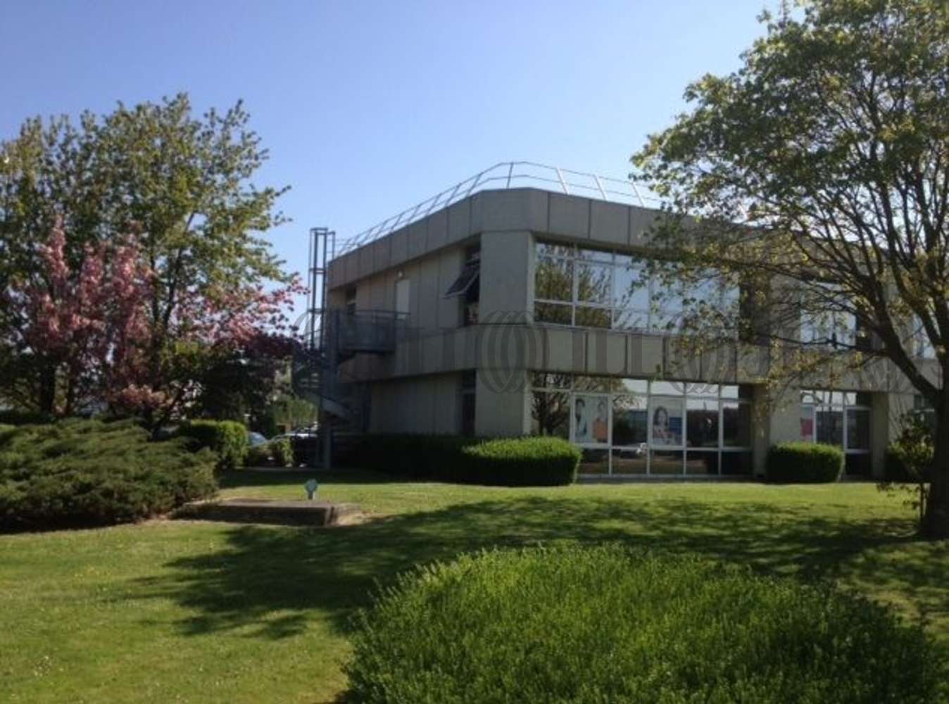 Bureaux Roissy en france, 95700 - ROISSYTECH Bureaux Roissy en france, 95700 - ROISSYTECH