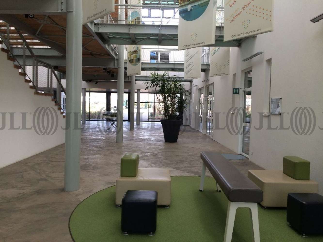 Bureaux St priest, 69800 - CITE DE L ENVIRONNEMENT