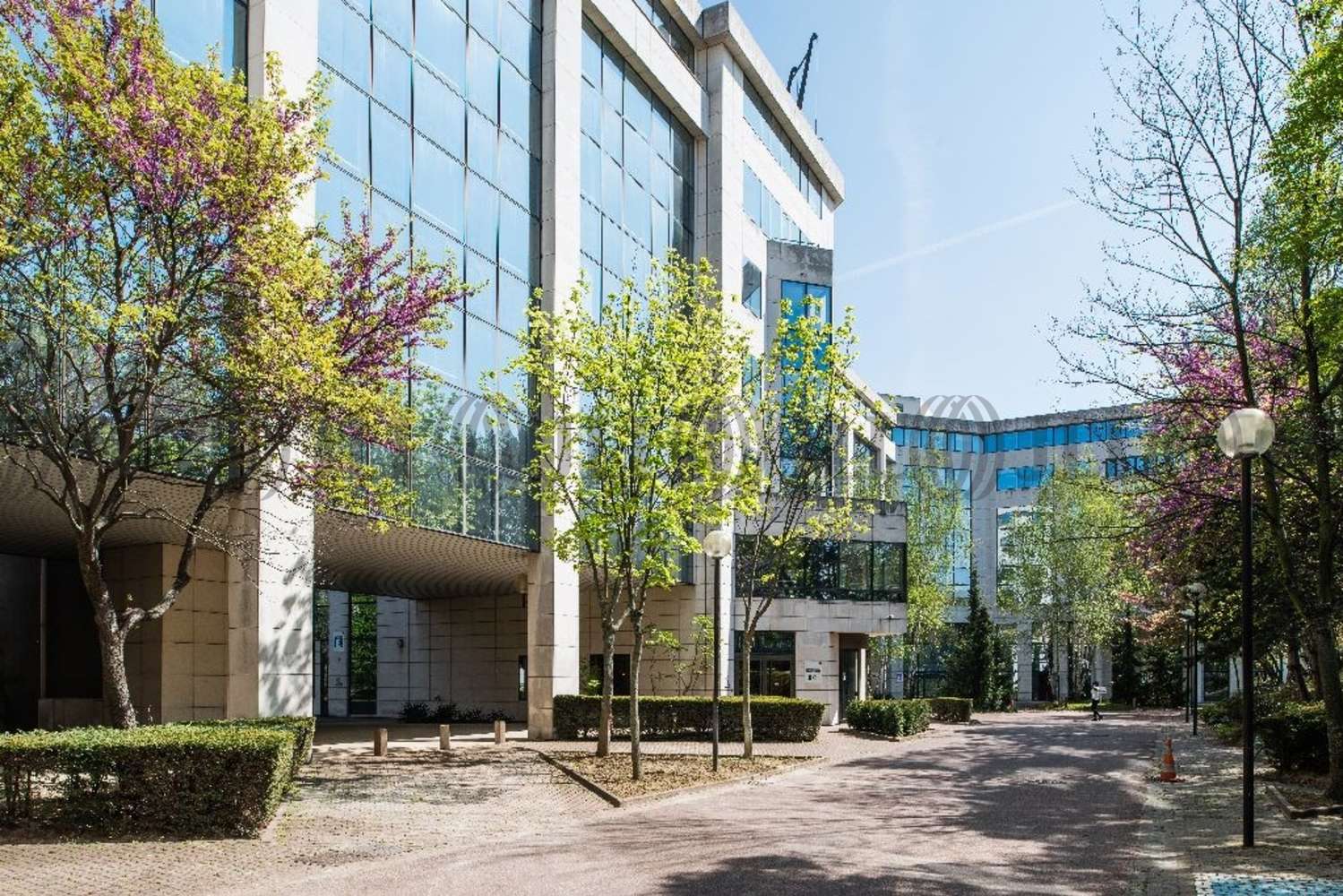 Bureaux Montrouge, 92120 - CENTRE D'AFFAIRES MONTROUGE ARC EN CIEL
