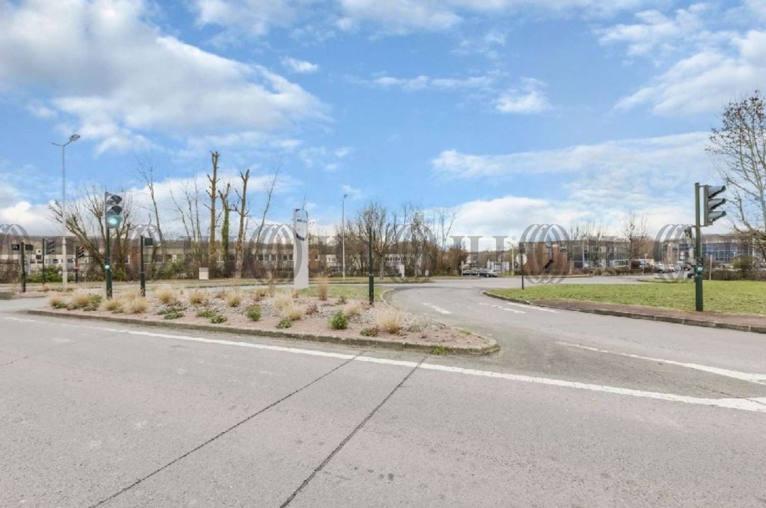 Bureaux Bievres, 91570 - BUROSPACE DE BIEVRES