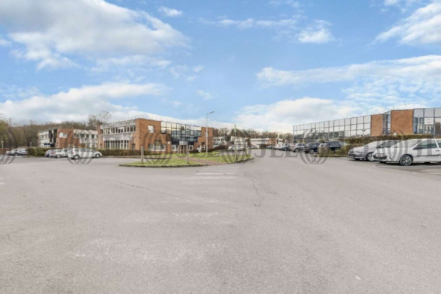 Bureaux Bievres, 91570 - BUROSPACE DE BIEVRES