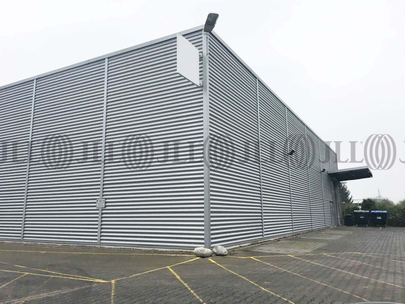 Halle Hanau F2666 Zur Miete Jll