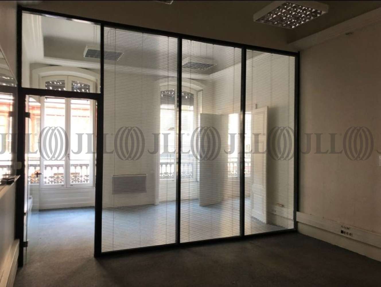 Bureaux Lyon, 69002 - 64 RUE DE LA REPUBLIQUE Bureaux Lyon, 69002 - 64 RUE DE LA REPUBLIQUE