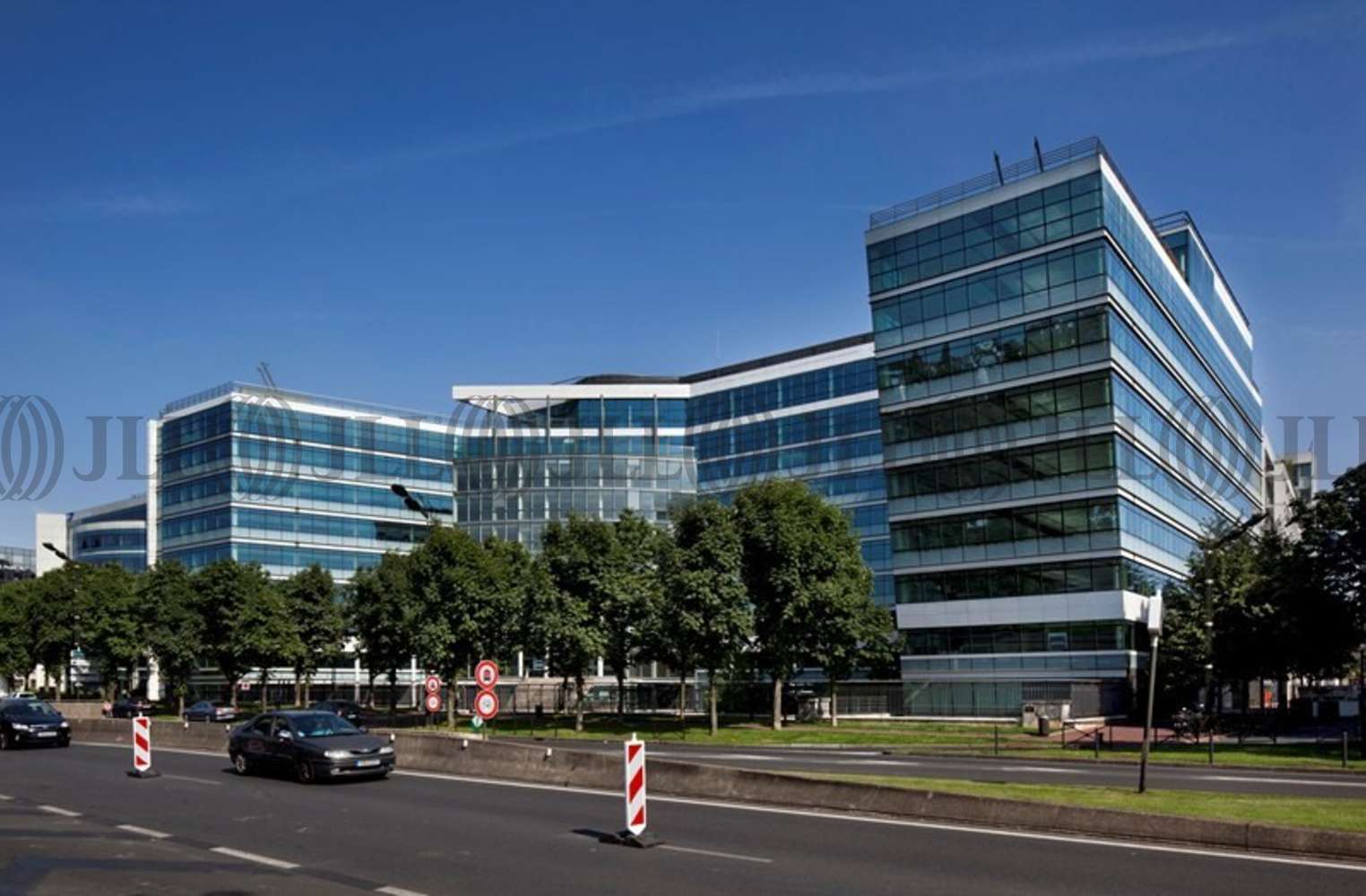 bureaux à louer ESPACE SEINE 92300