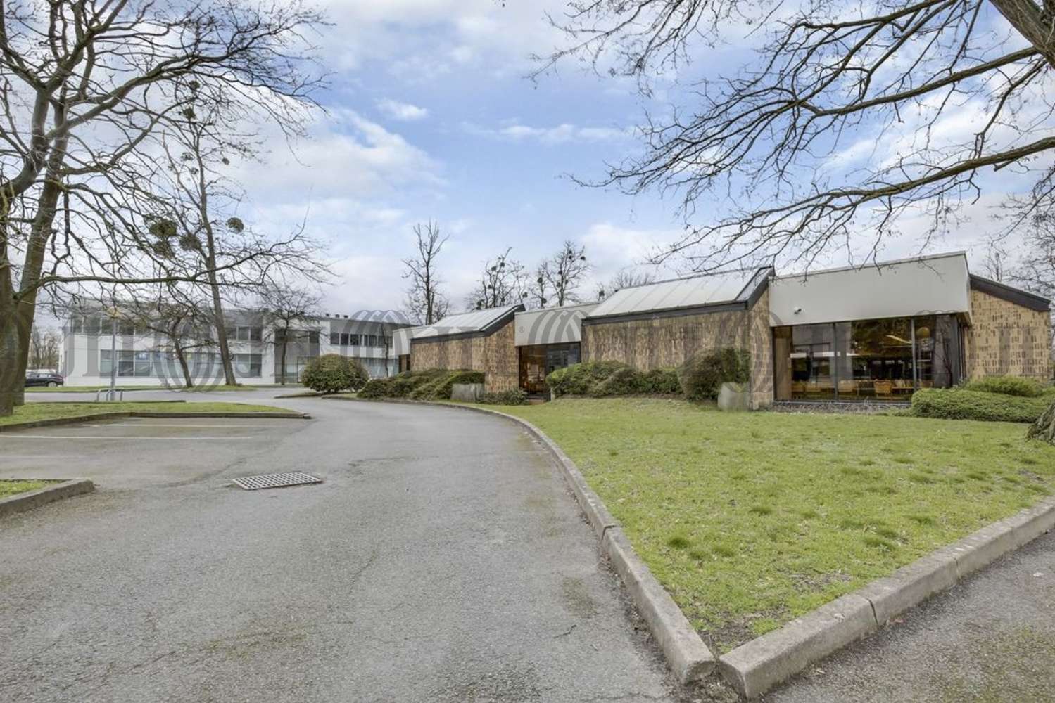 Bureaux Eragny, 95610 - LE PICADILLY