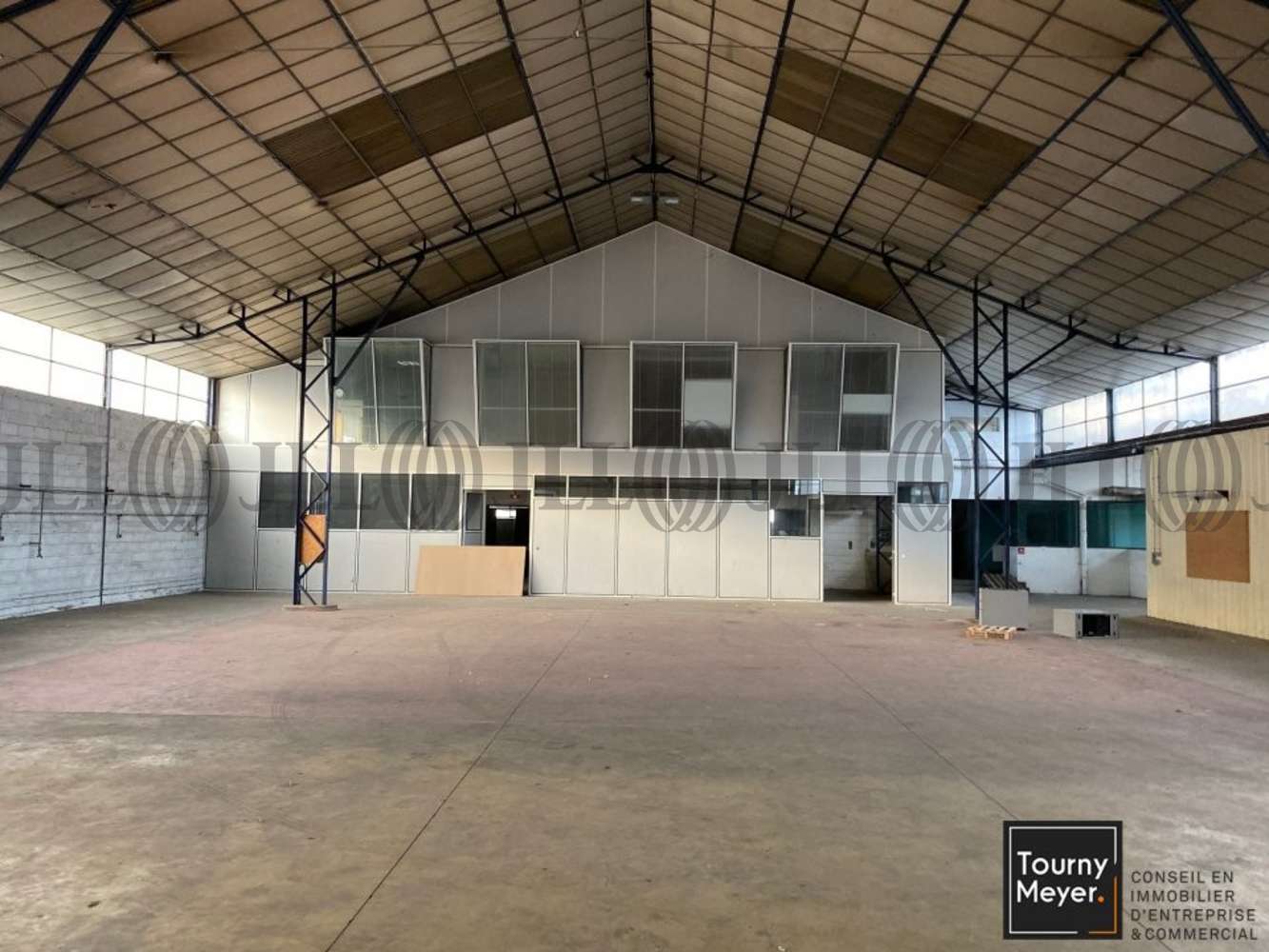 Activites Entrepot A Louer 35000 Bretagne Rennes Tmab35 1248 Jll France