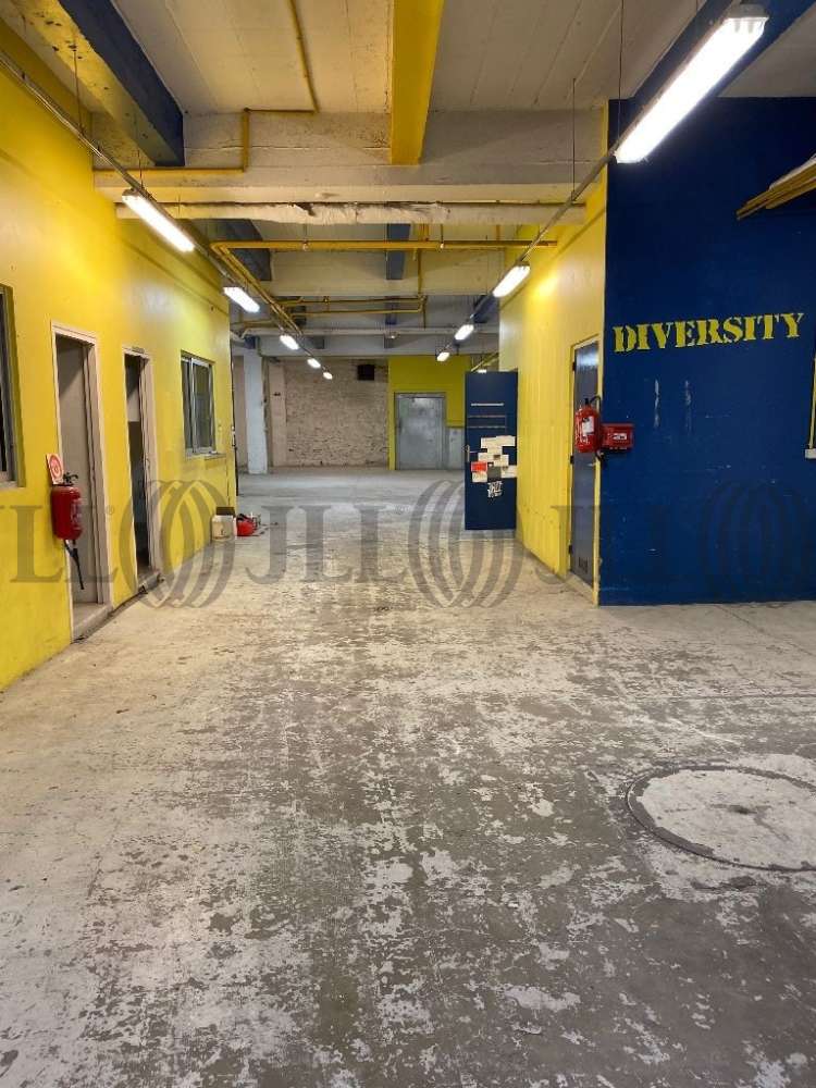 Activités/entrepôt Courbevoie, 92400