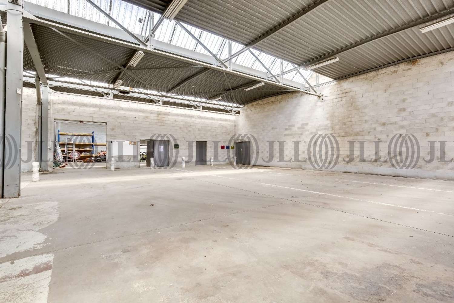 Activités/entrepôt Vaux le penil, 77000