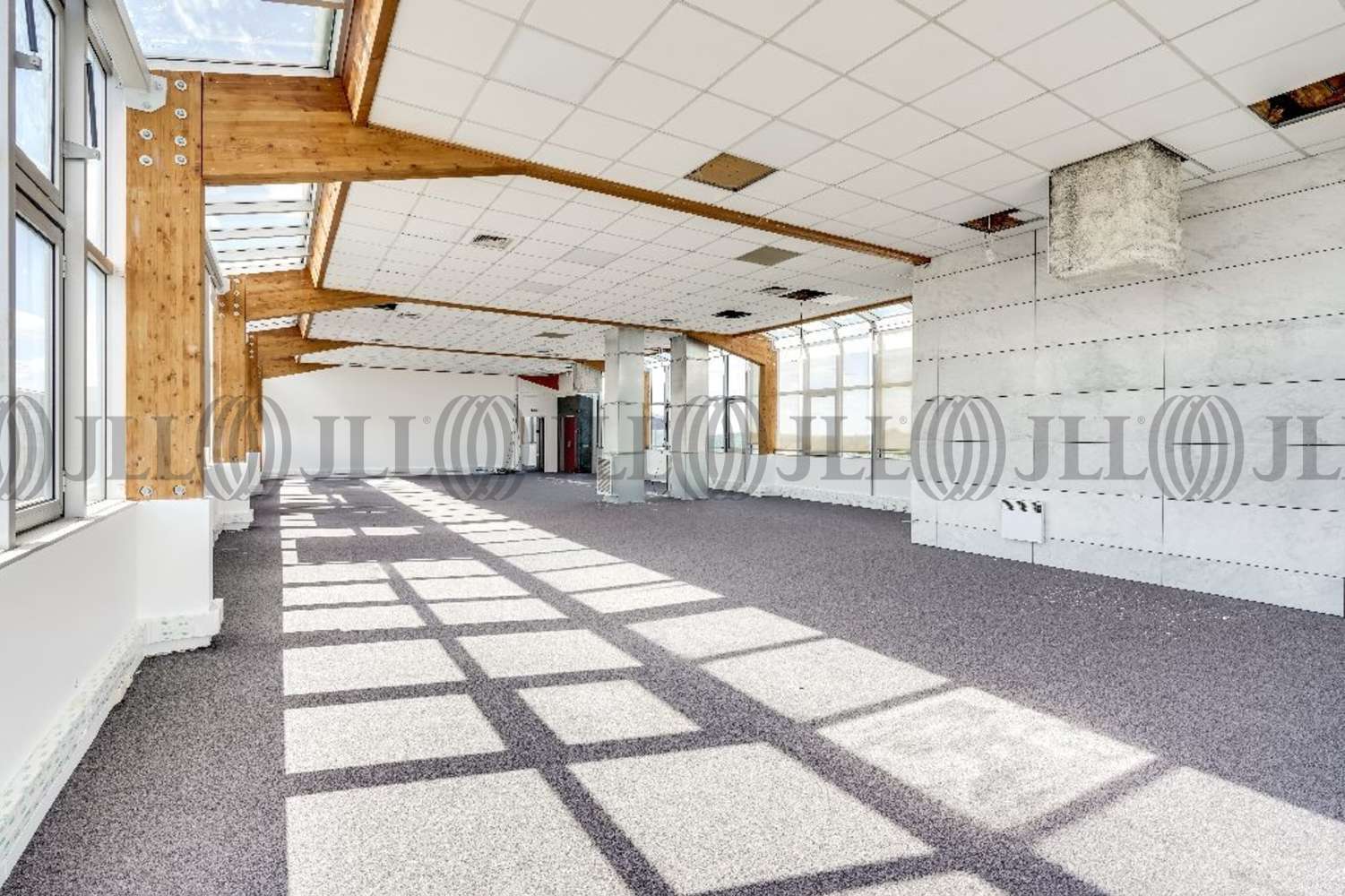 Bureaux Courcouronnes, 91080 - 505 PLACE DES CHAMPS ELYSEES