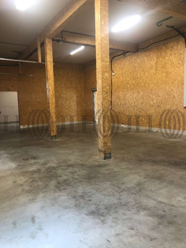 Activités/entrepôt Gazeran, 78125