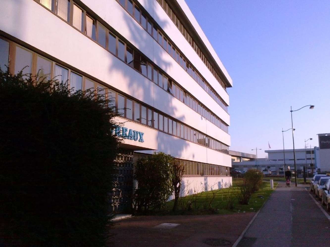 6 Avenue Charles De Gaulle Le Chesnay