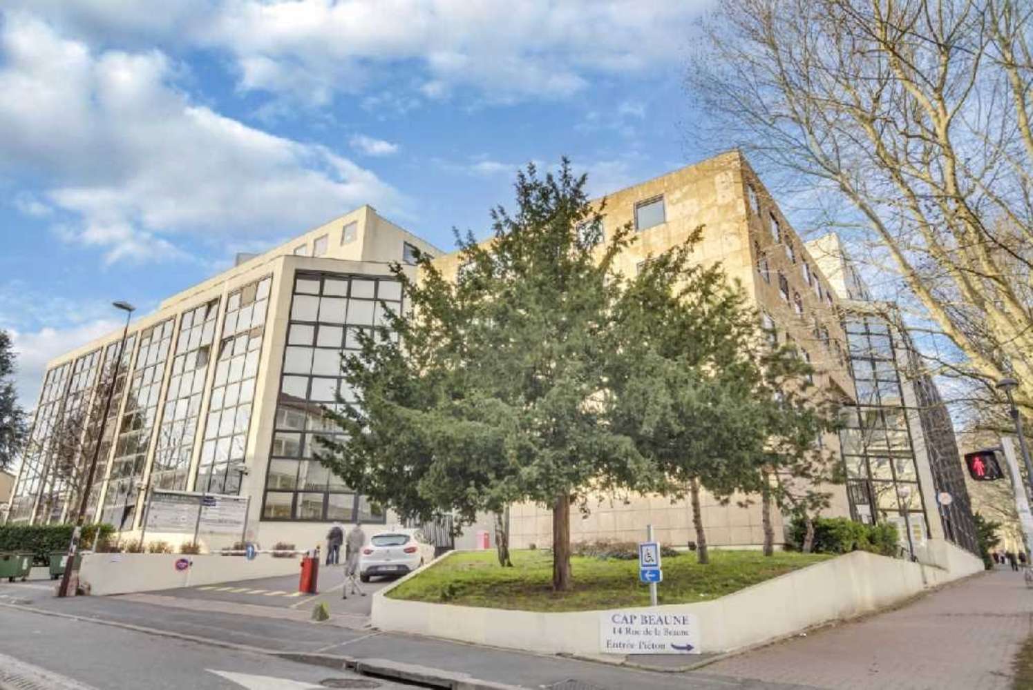 17 Avenue De La Resistance 93100 Montreuil bureaux à louer - CAP BEAUNE 93100 Ile-de-France MONTREUIL (26678