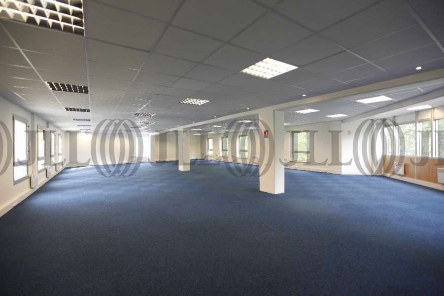 Bureaux à louer 113 AVENUE DE VERDUN 92130 ISSY LES MOULINEAUX 23991 | JLL