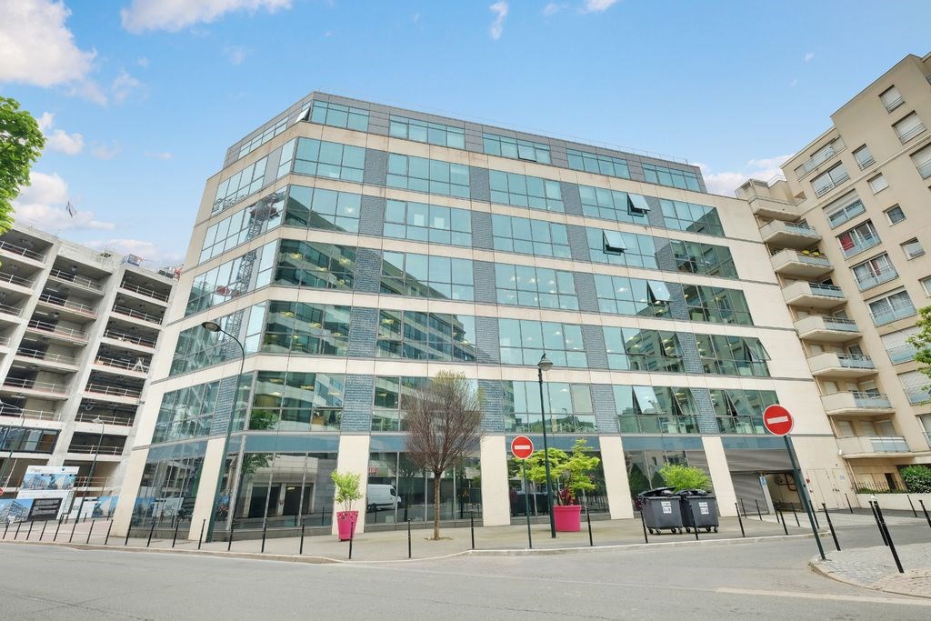 bureaux à louer LE MARCO POLO 92110 IledeFrance CLICHY (52389) JLL France