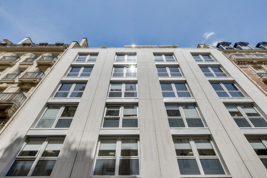 Bureaux A Louer Paris 143508 Cbre