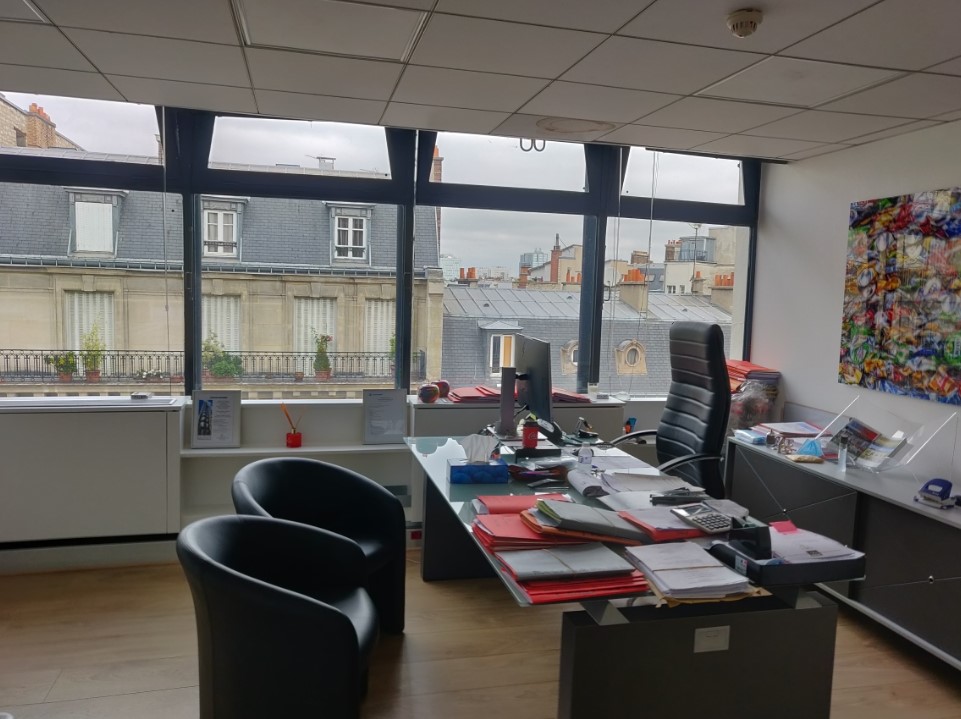 Bureaux A Louer Prony Jouffroy 75017 Ile De France Paris 70392 Jll France