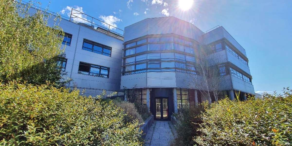 1 Rue De L Archet Roissy En France