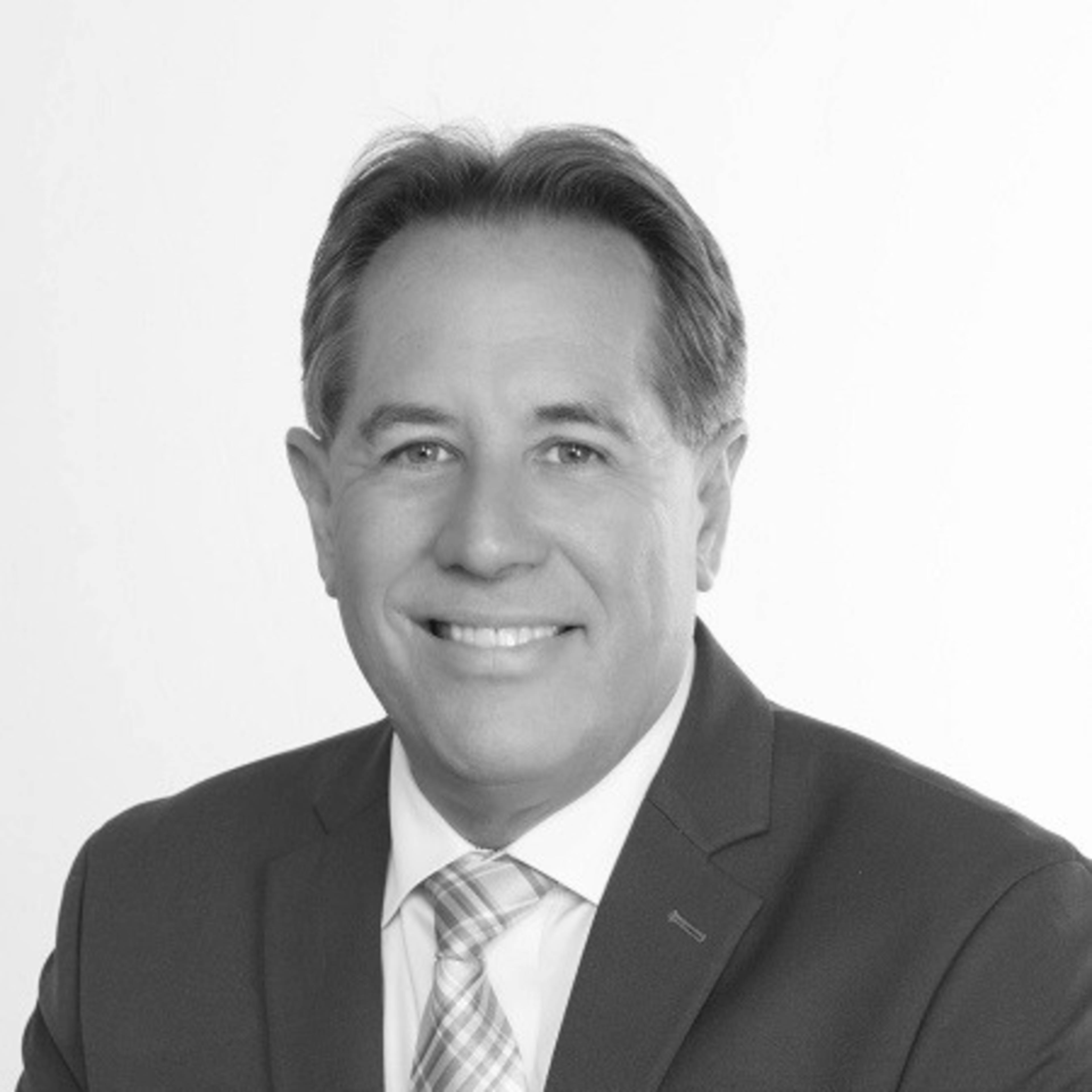 Robert Mihelich