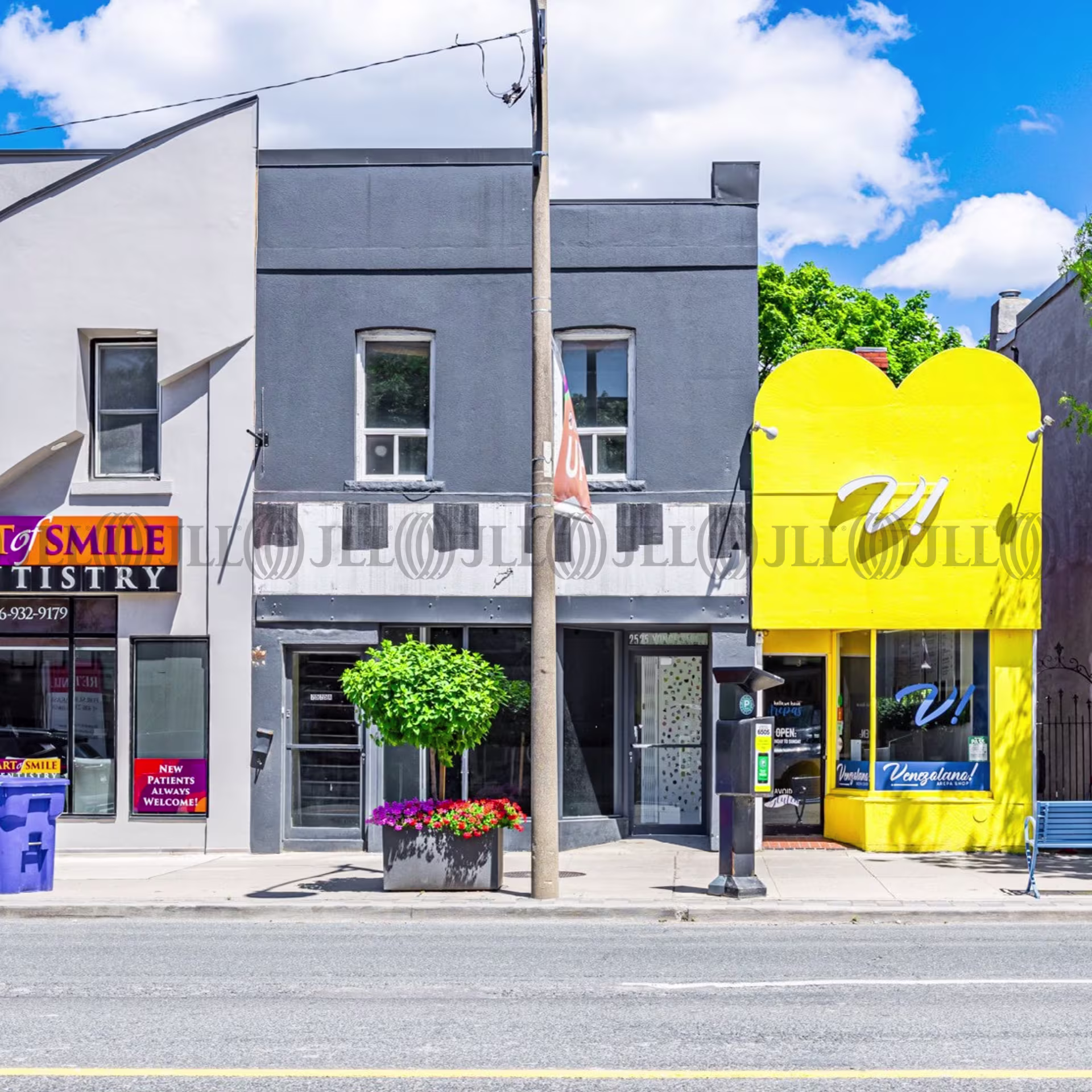 2523-2525 Yonge Street
