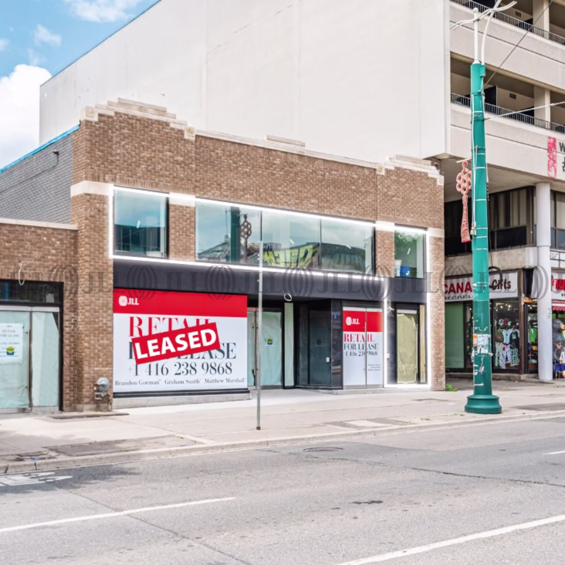 300 Spadina Avenue