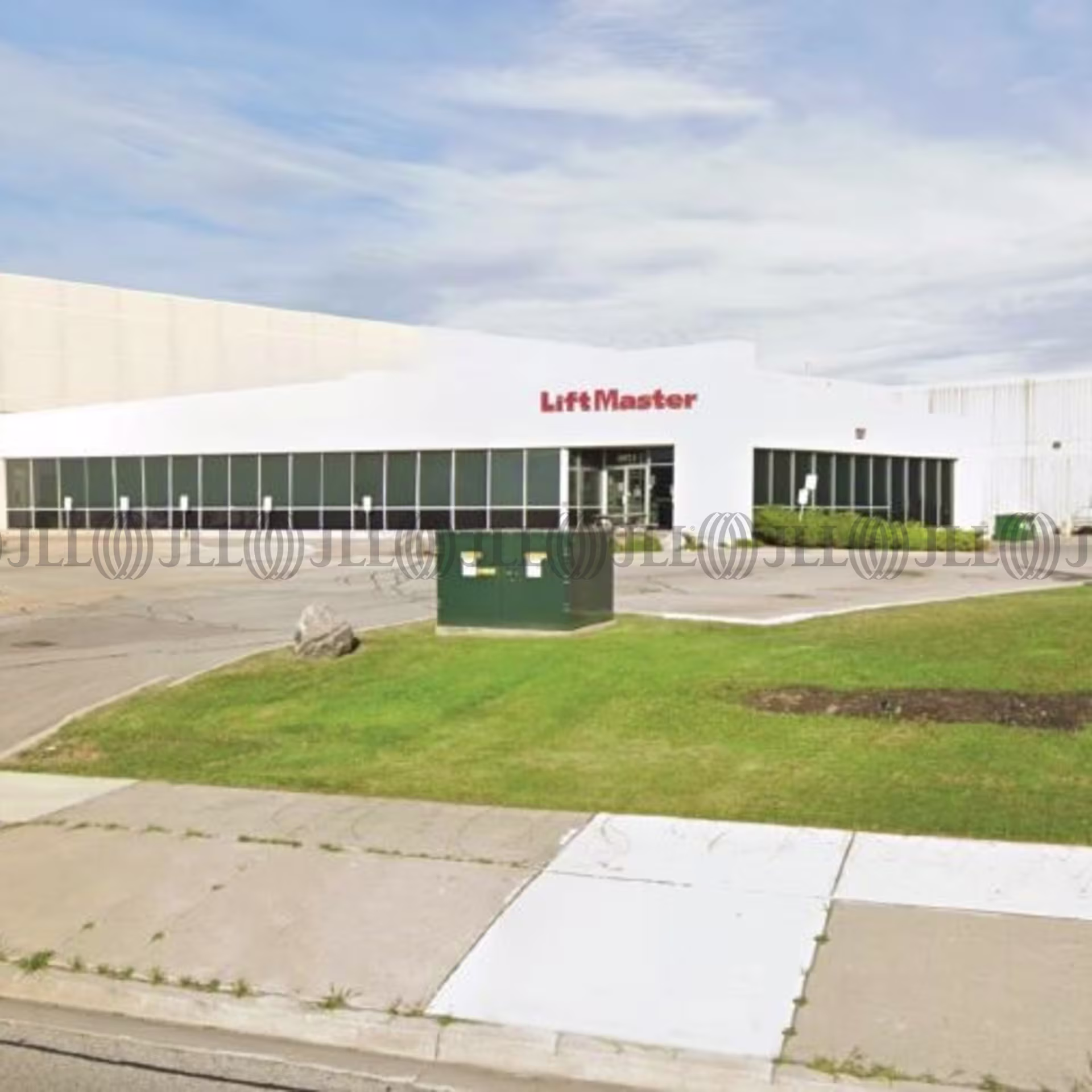 400 Courtneypark Dr E, Unit 2