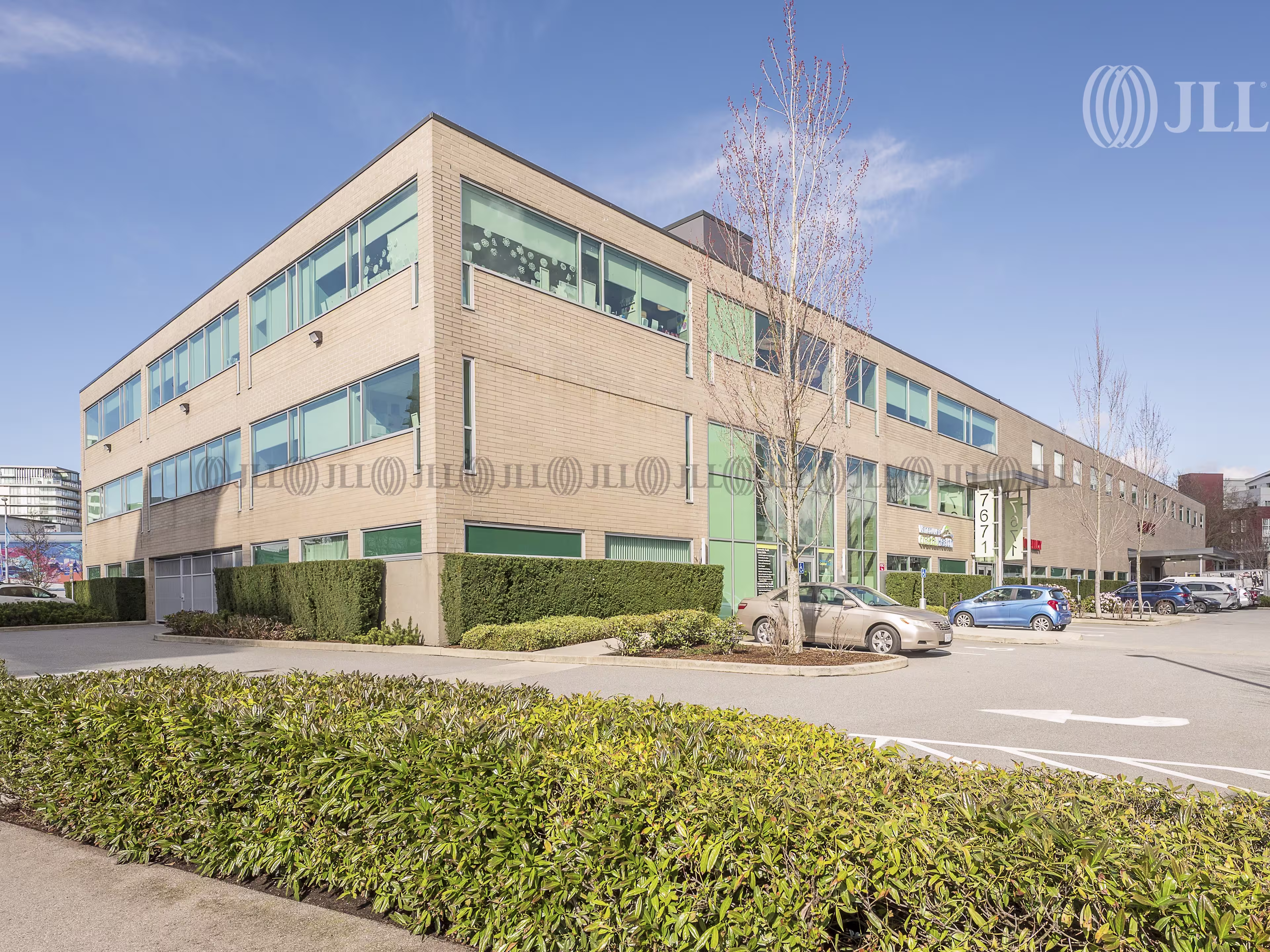 Unit 100 - 7671 Alderbridge Way