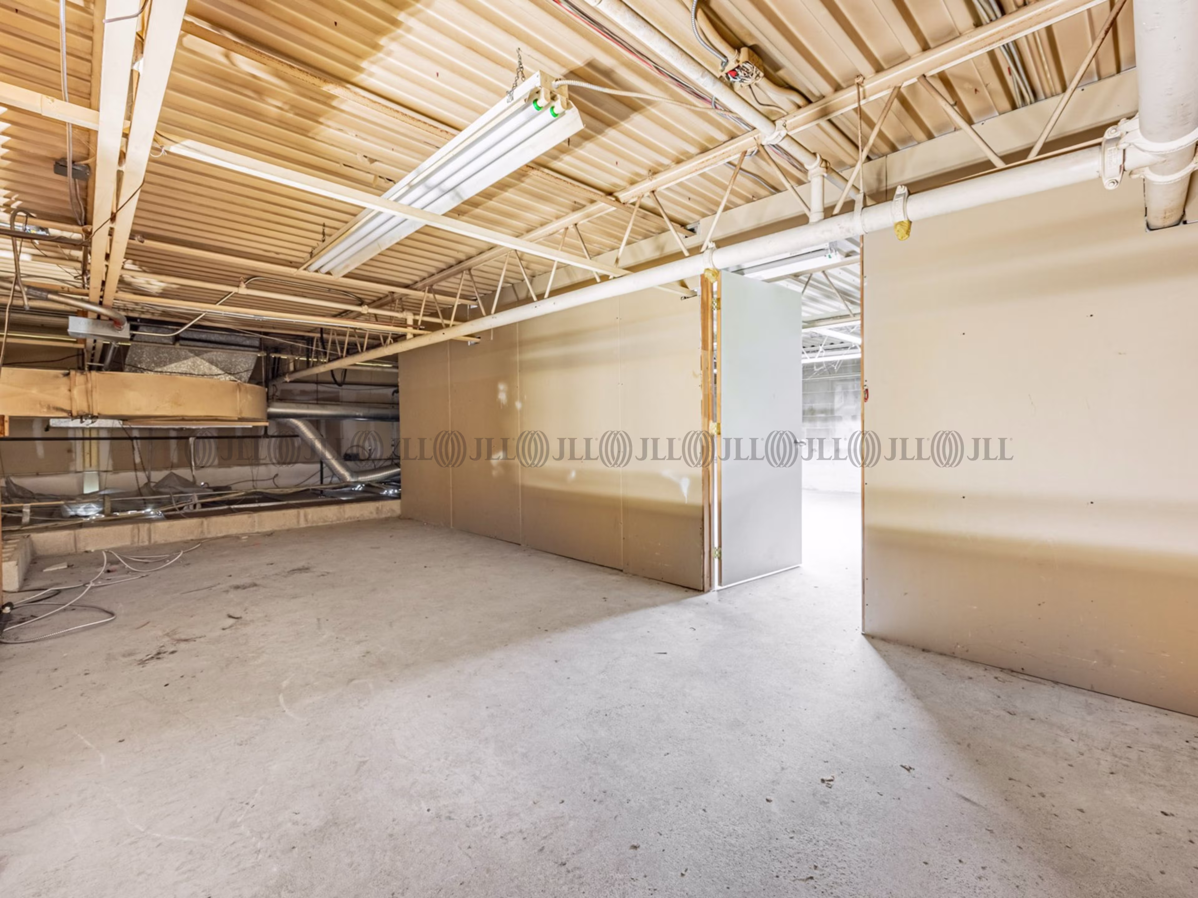 70 Maybrook Dr