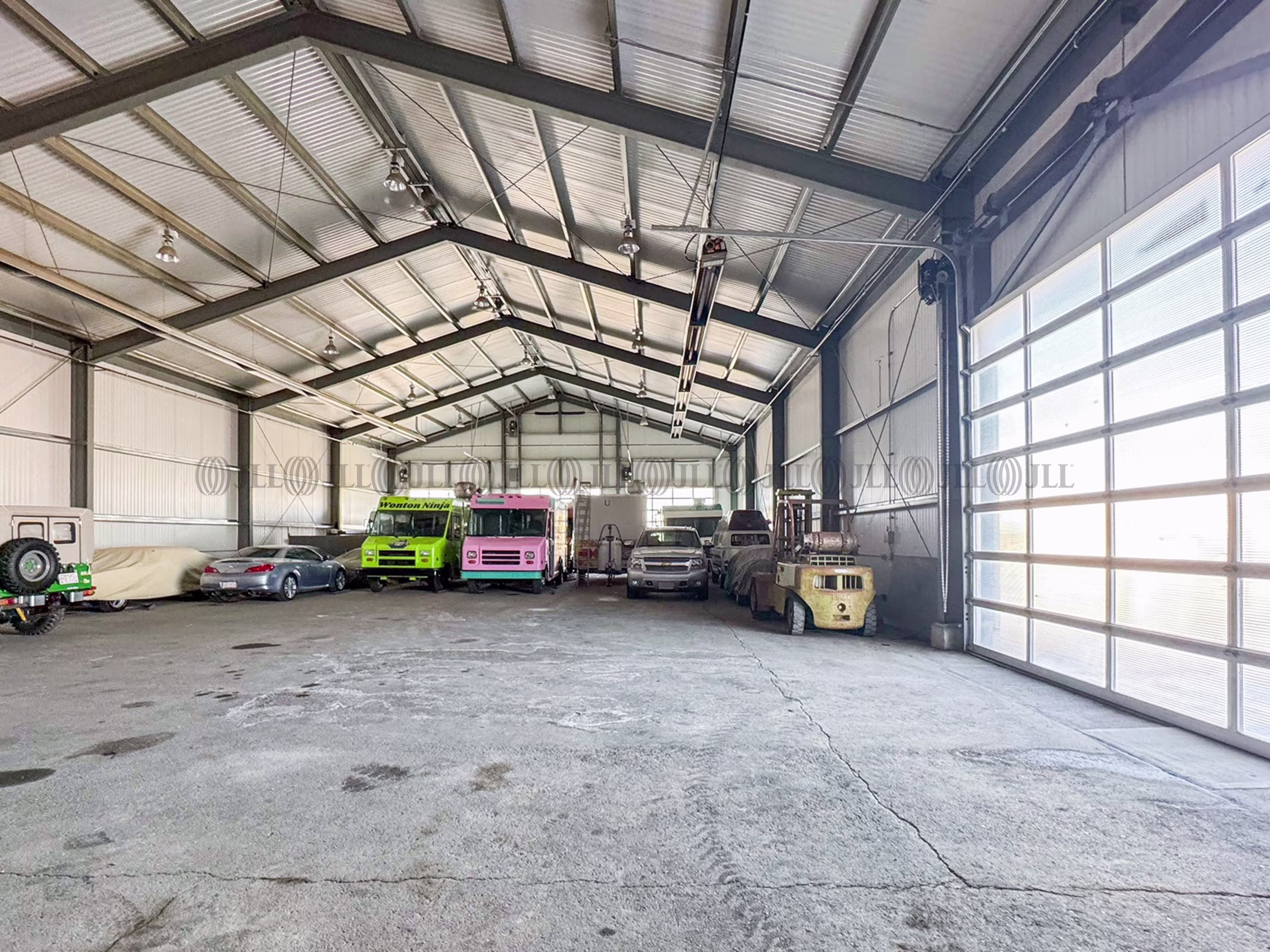 8916 & 9016 - 40 Street SE