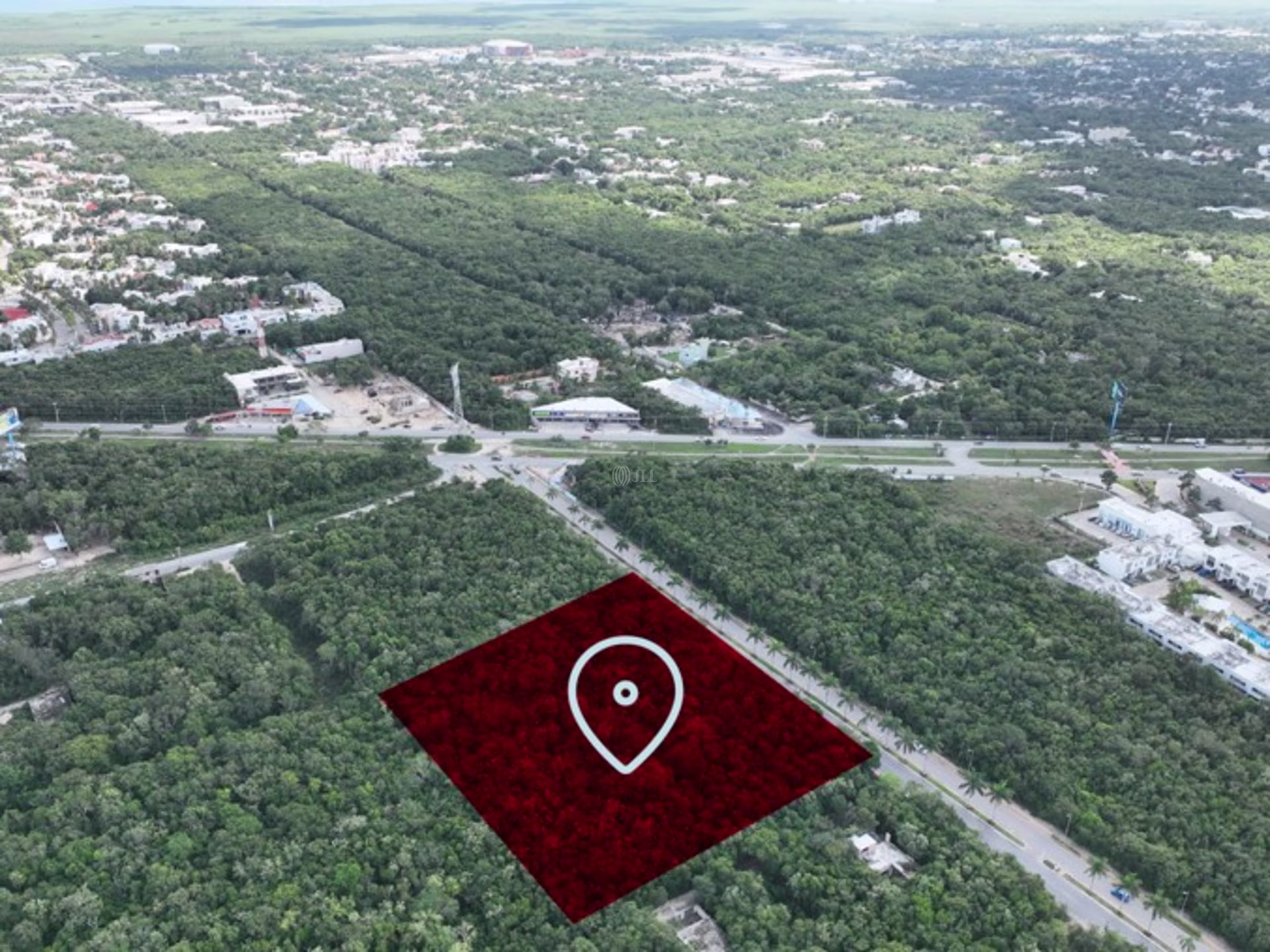 Terreno Av. Huayacán