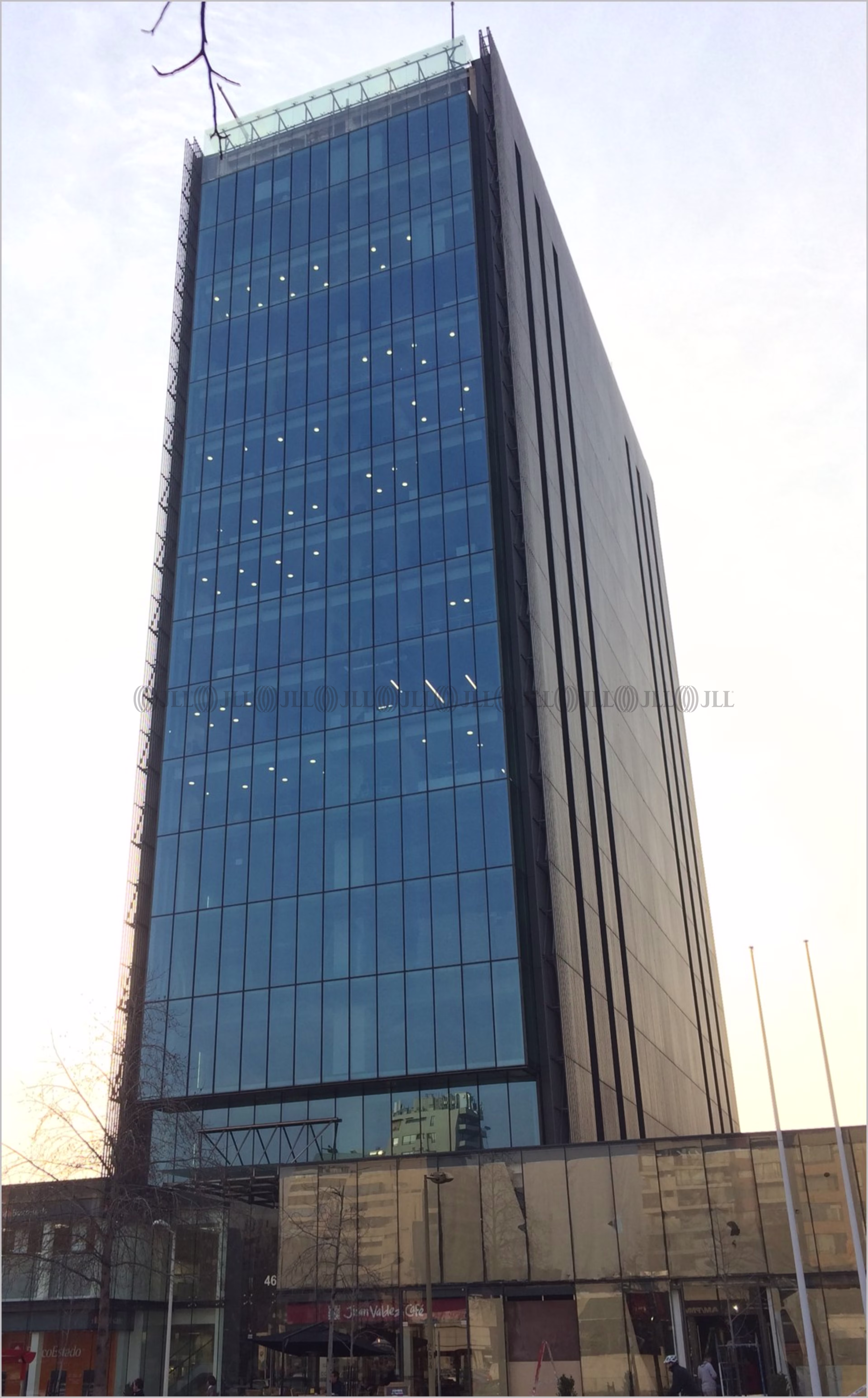 Av Apoquindo 4660, Ap. 301-B