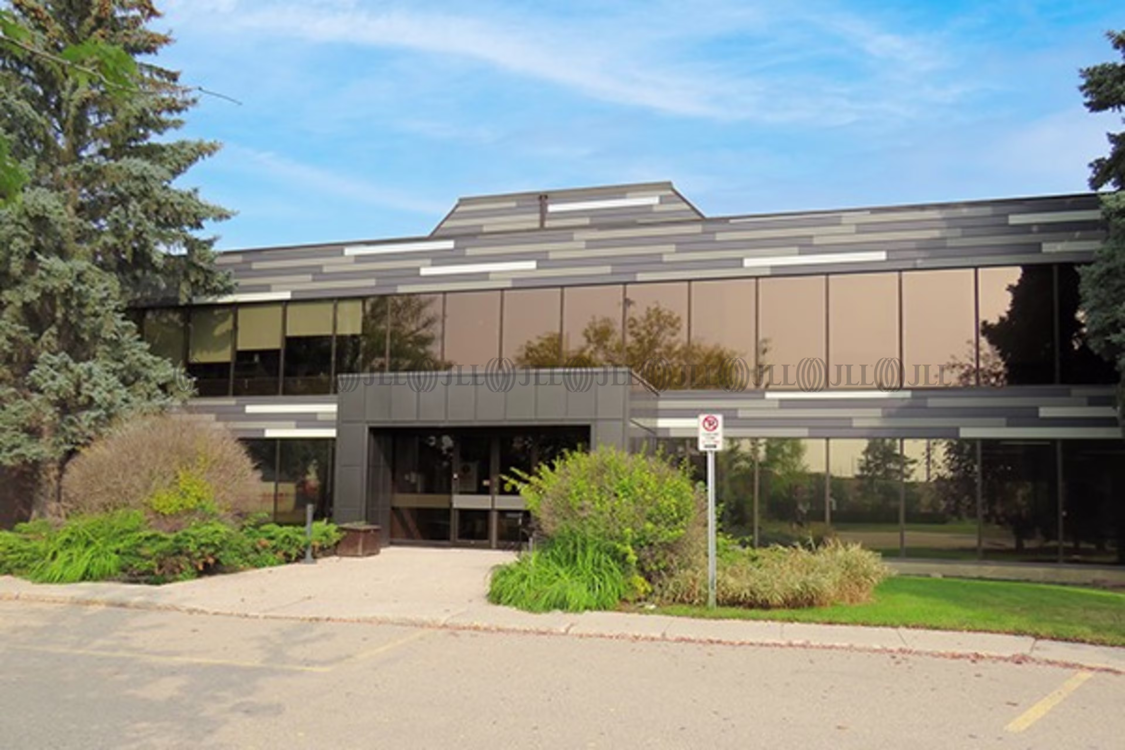 9910 39 Avenue, Edmonton