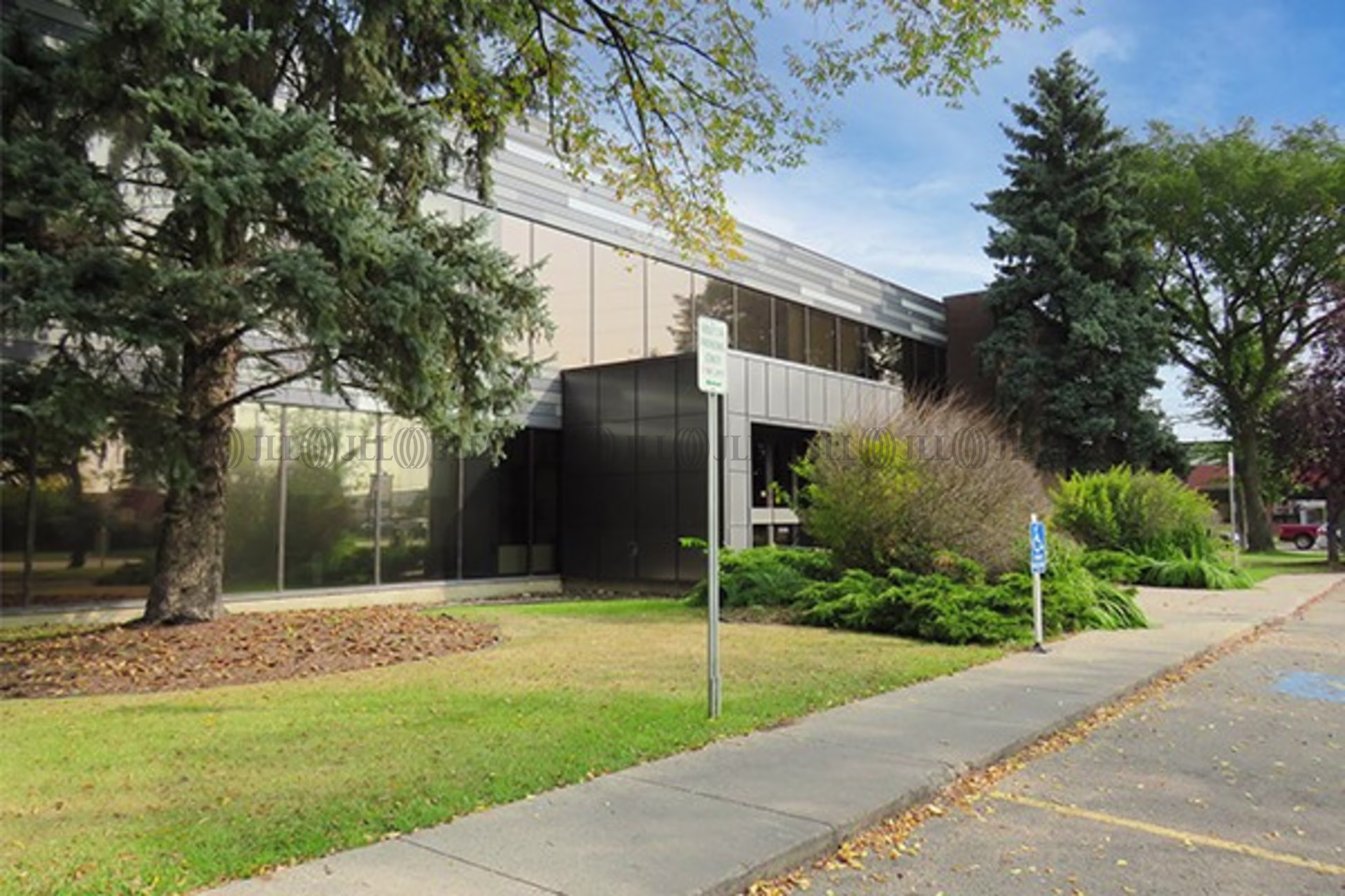 9910 39 Avenue, Edmonton