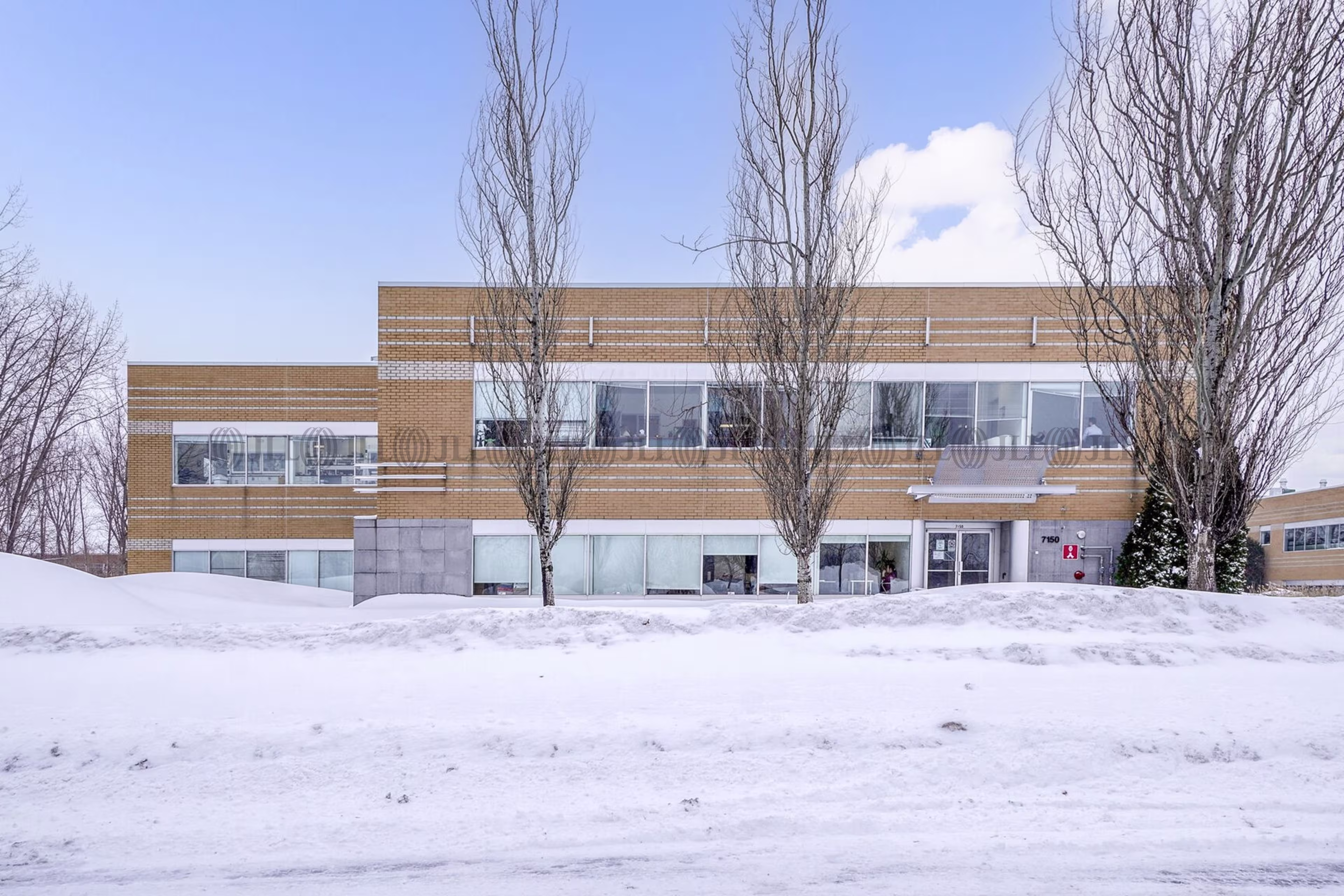 7150 Frederick Banting Street