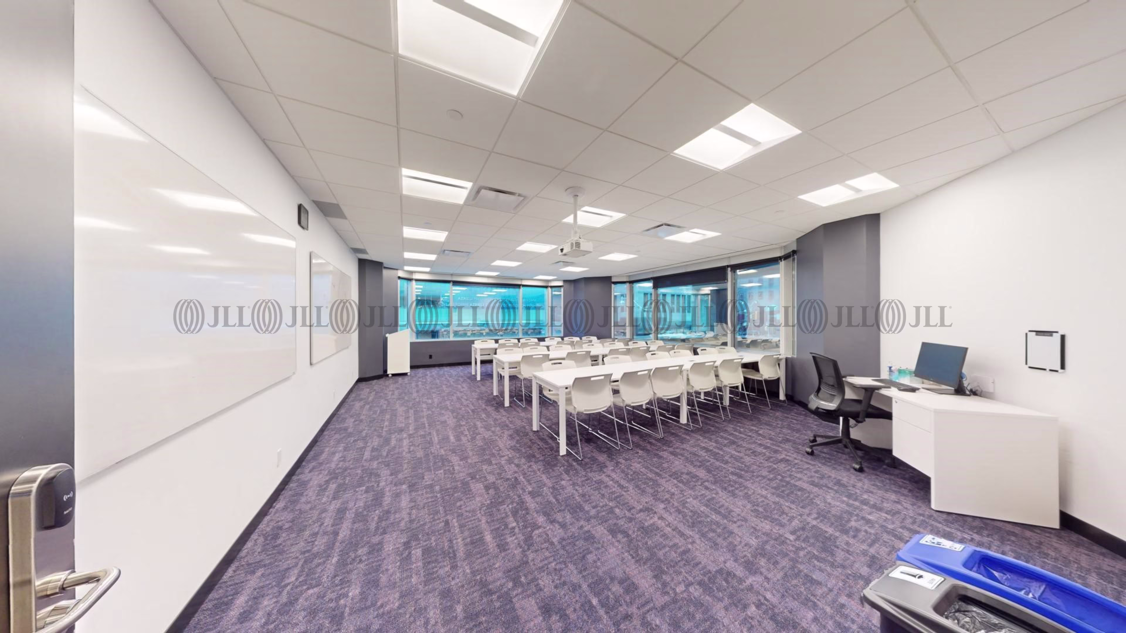 655 Bay Street, Toronto