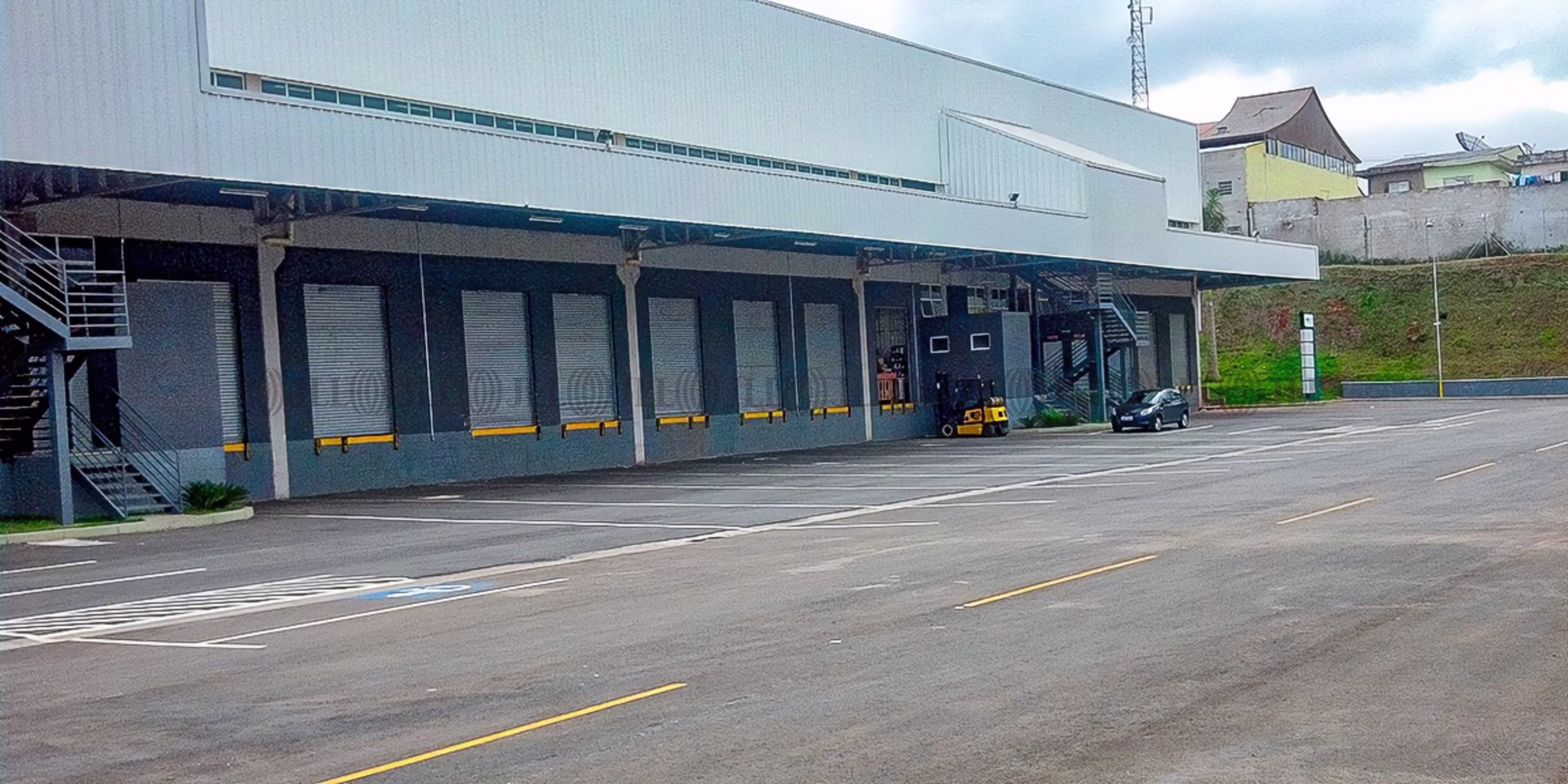 Av. Papa João Paulo I, 4006 - Res. Parque Cumbica