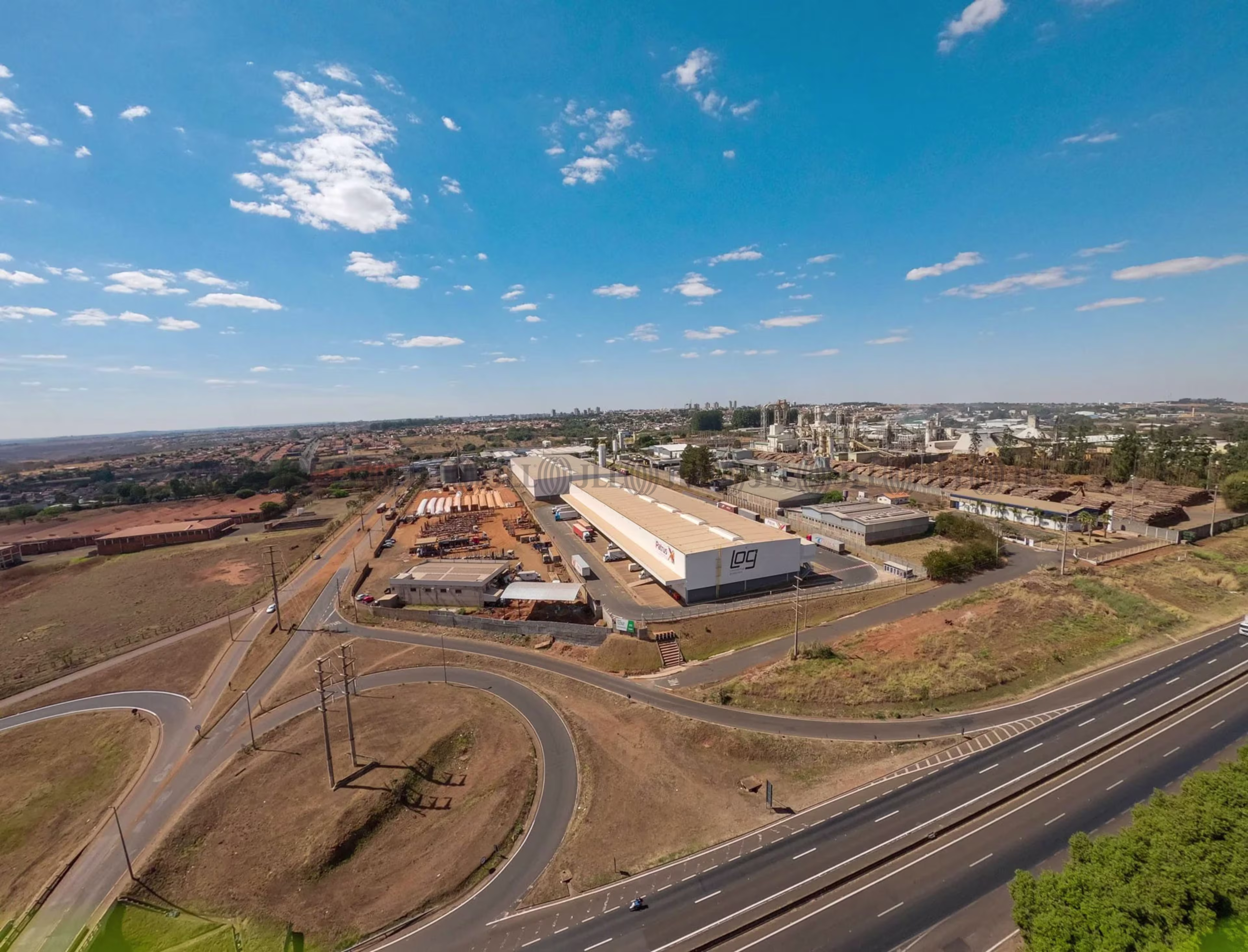 Av. Francisco Podboy, 1551 - Quadra 2 - Distrito Industrial