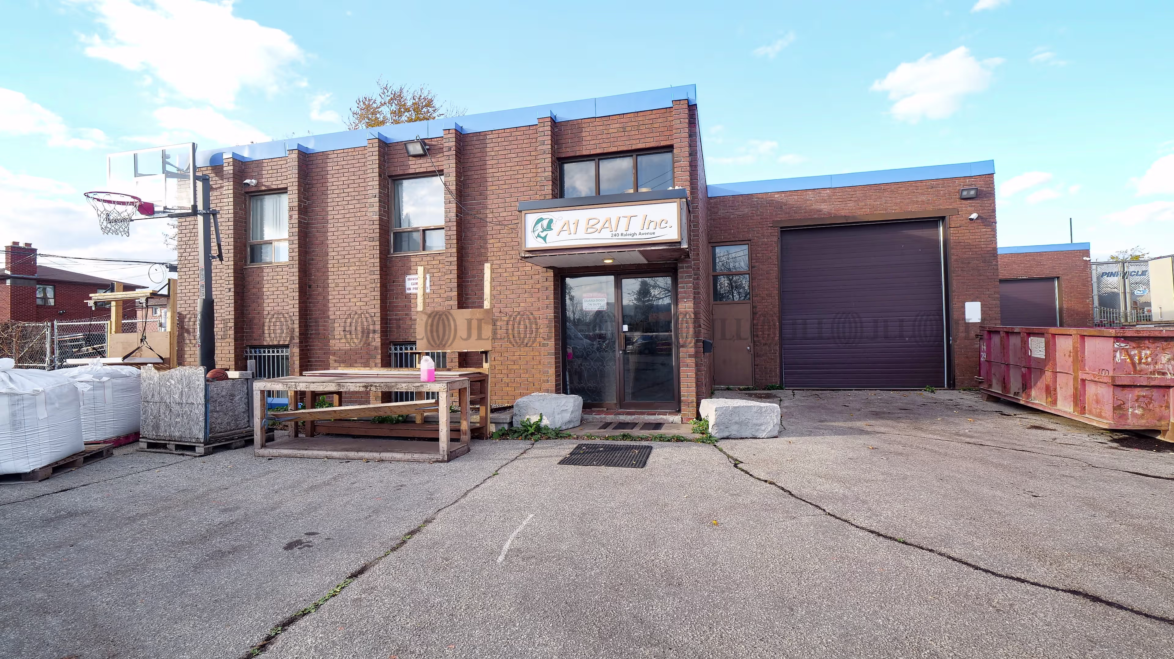 240 Raleigh Ave